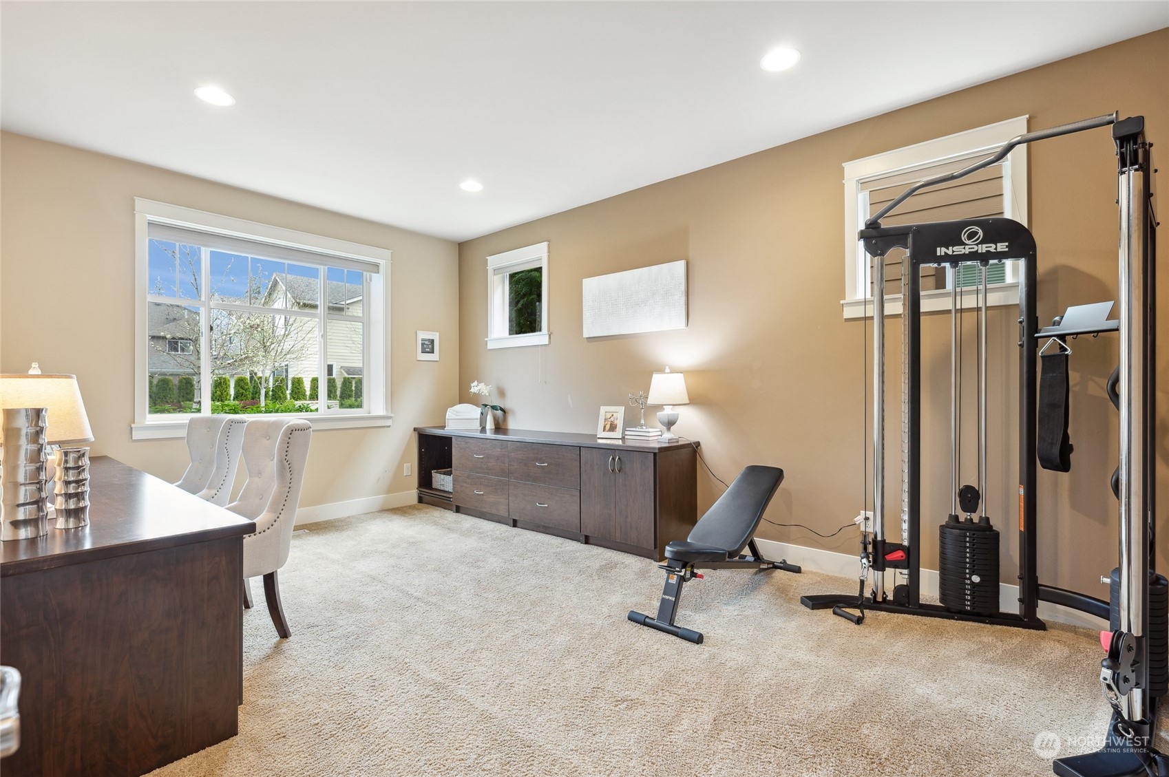 10719 Elliston Way NE