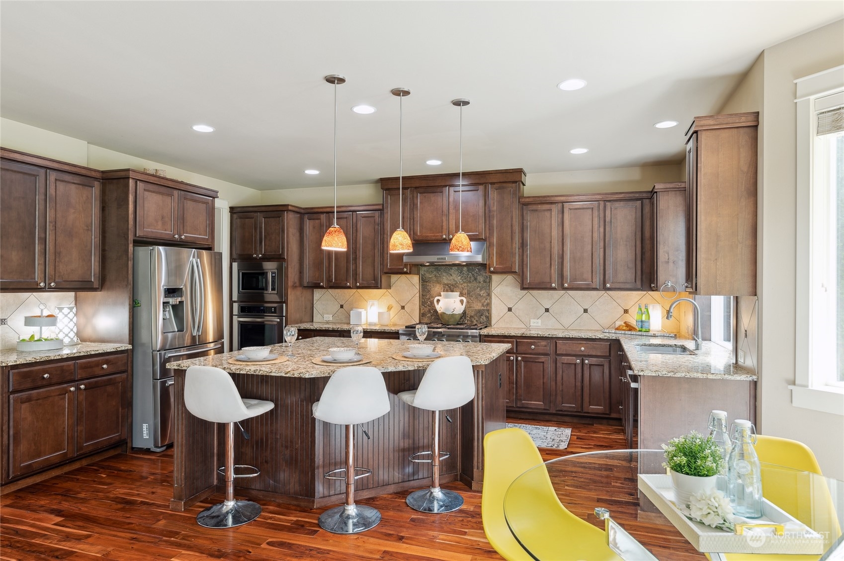 10719 Elliston Way NE