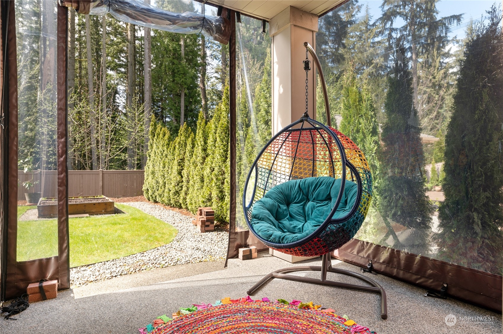 10719 Elliston Way NE