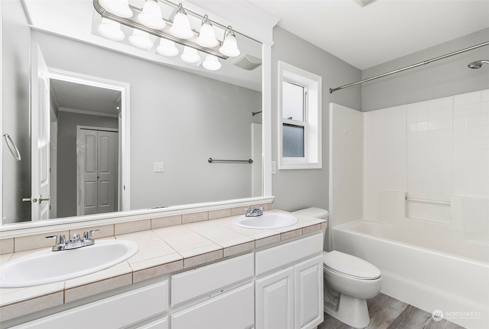 21324 37th Avenue SE