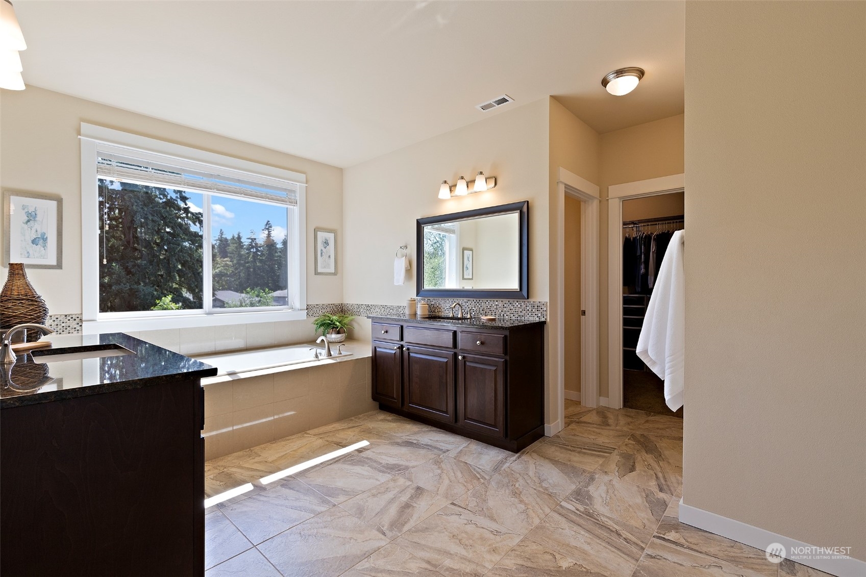 14528 99th Avenue NE