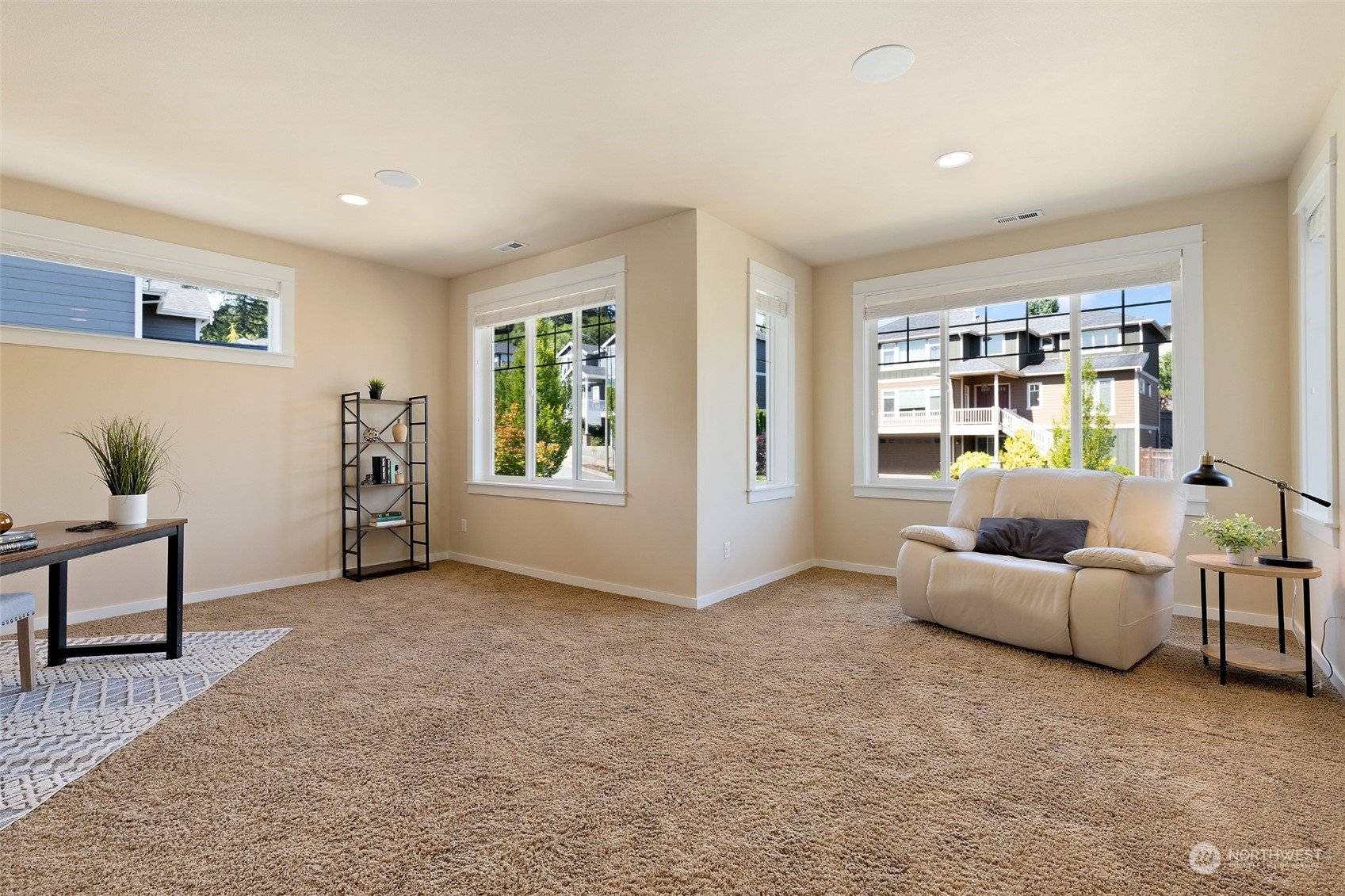 14528 99th Avenue NE