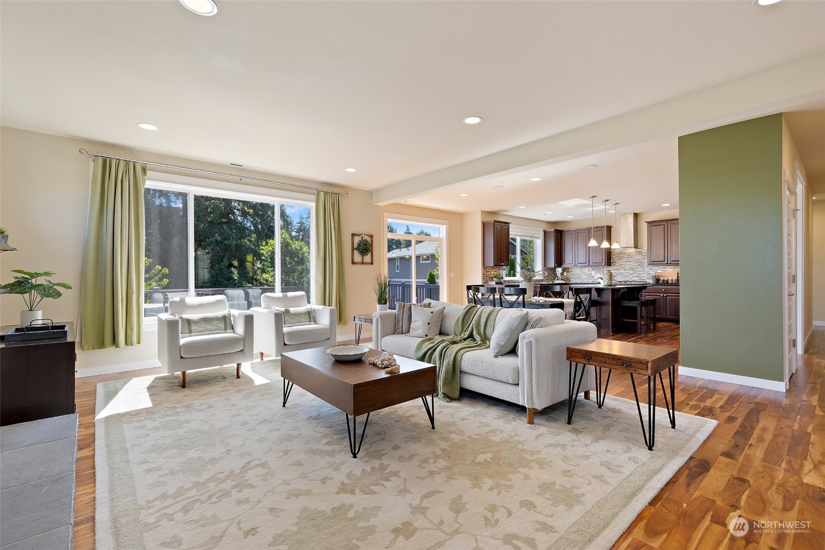 14528 99th Avenue NE