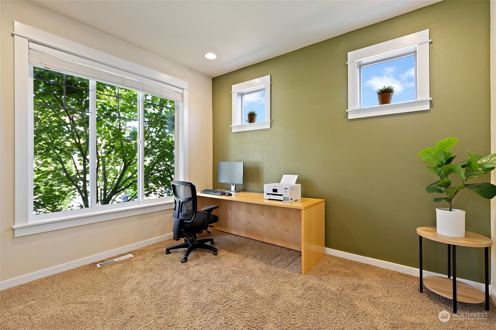 14528 99th Avenue NE