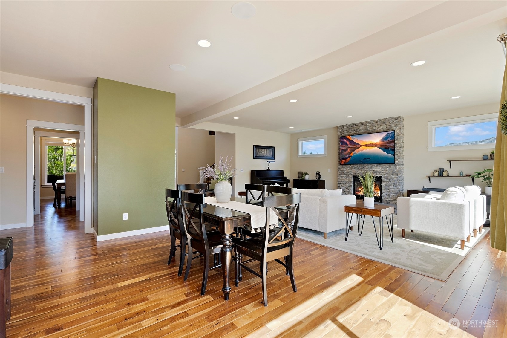 14528 99th Avenue NE