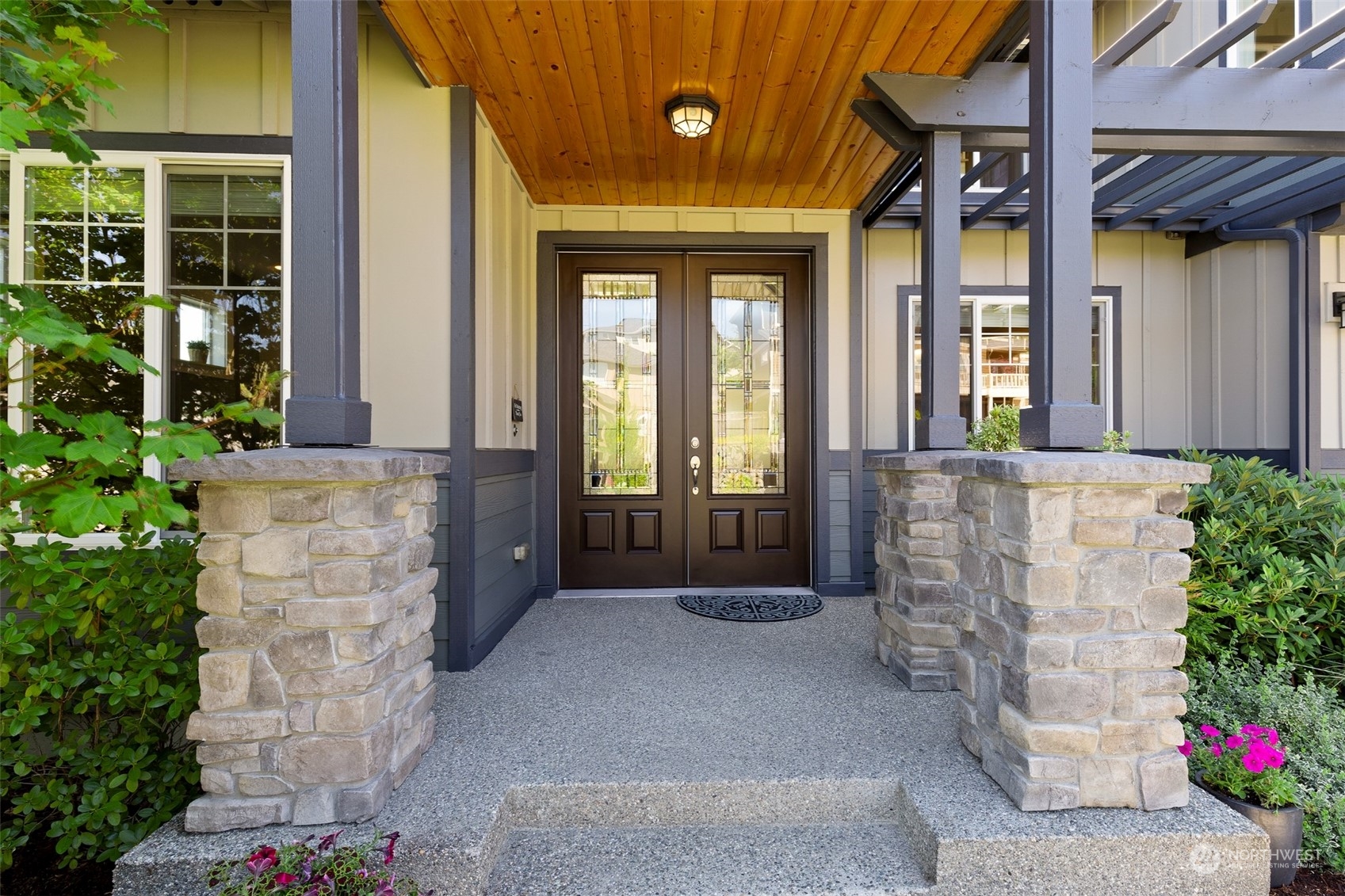 14528 99th Avenue NE