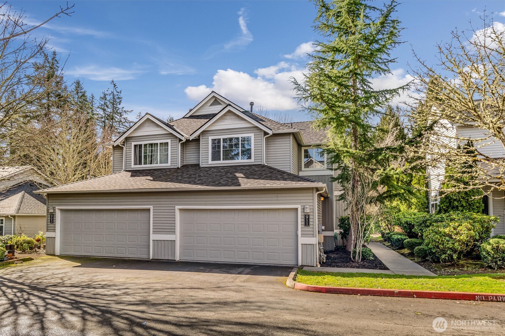 911 232nd Lane NE Unit: 911