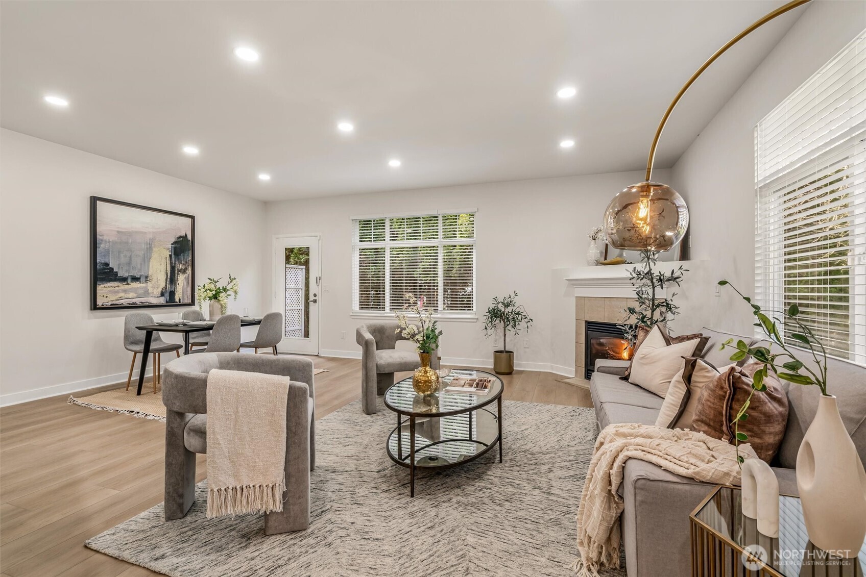 911 232nd Lane NE Unit: 911