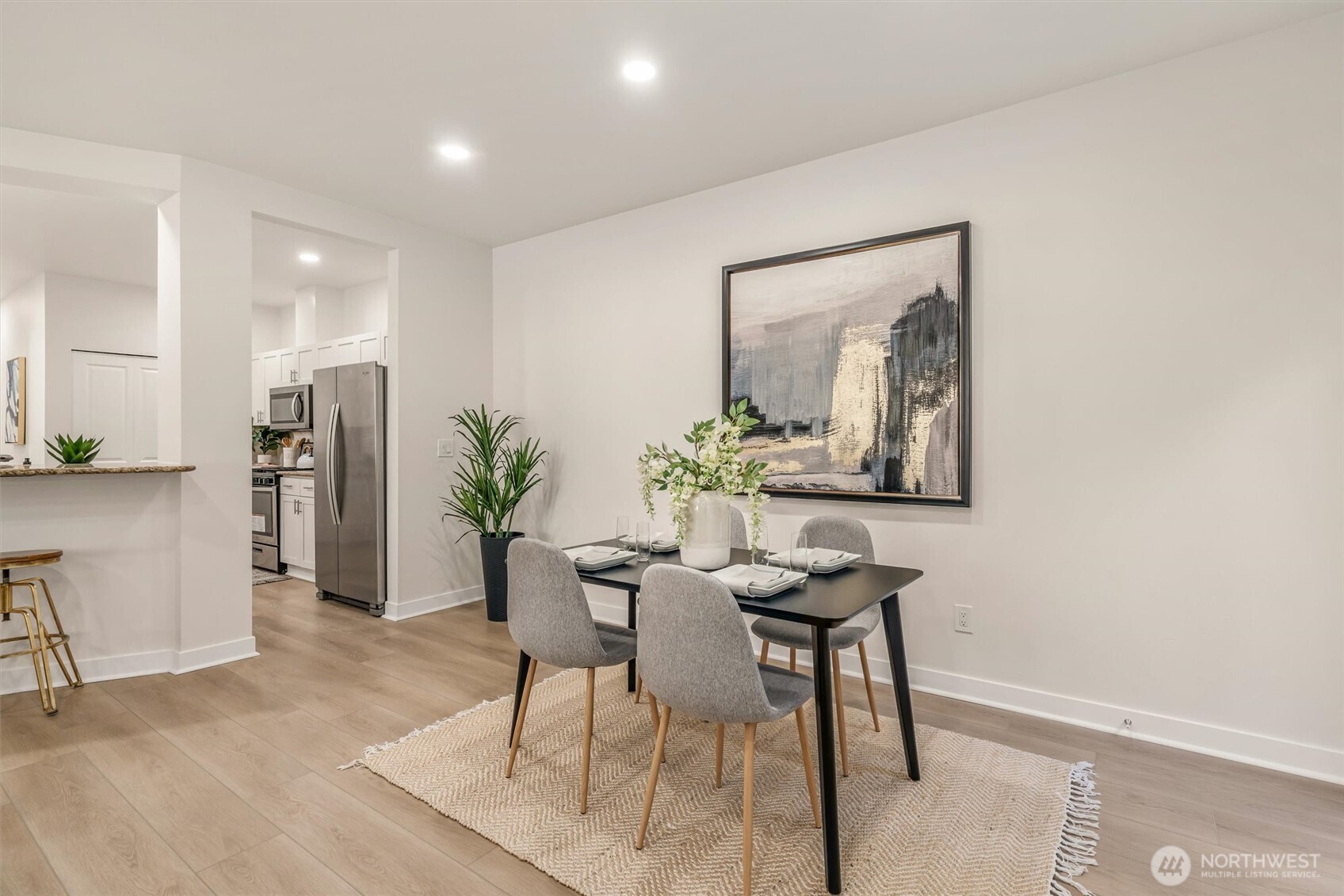 911 232nd Lane NE Unit: 911