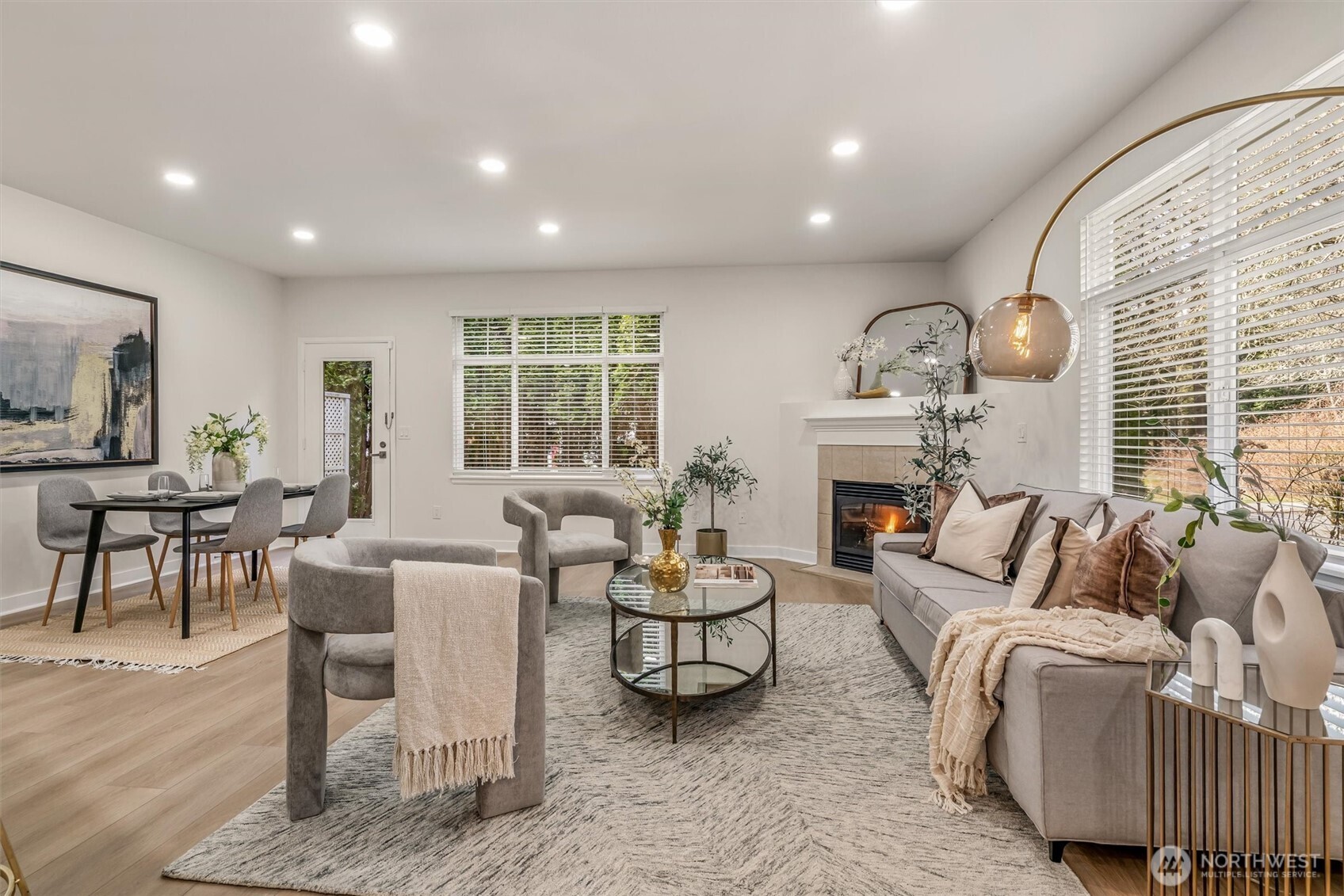 911 232nd Lane NE Unit: 911