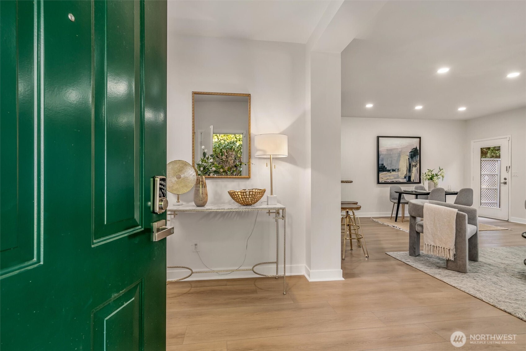 911 232nd Lane NE Unit: 911