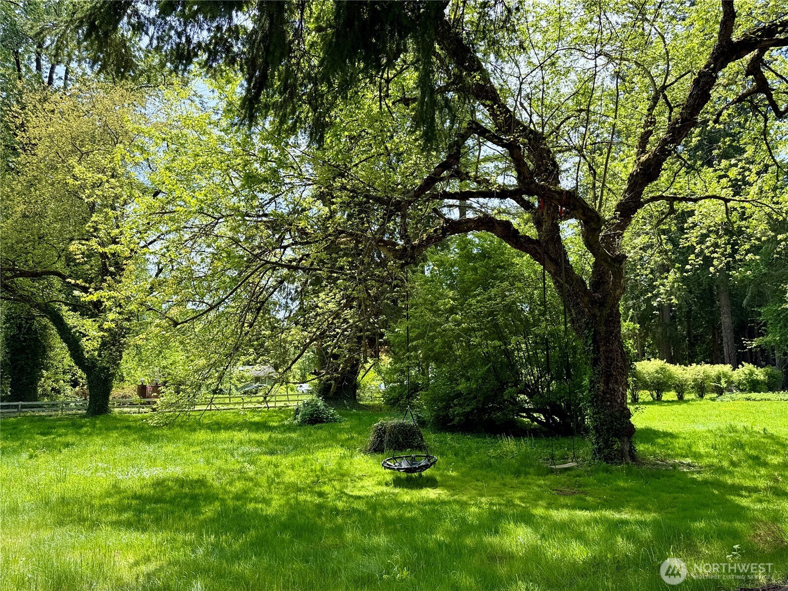 12607 Avondale Road NE