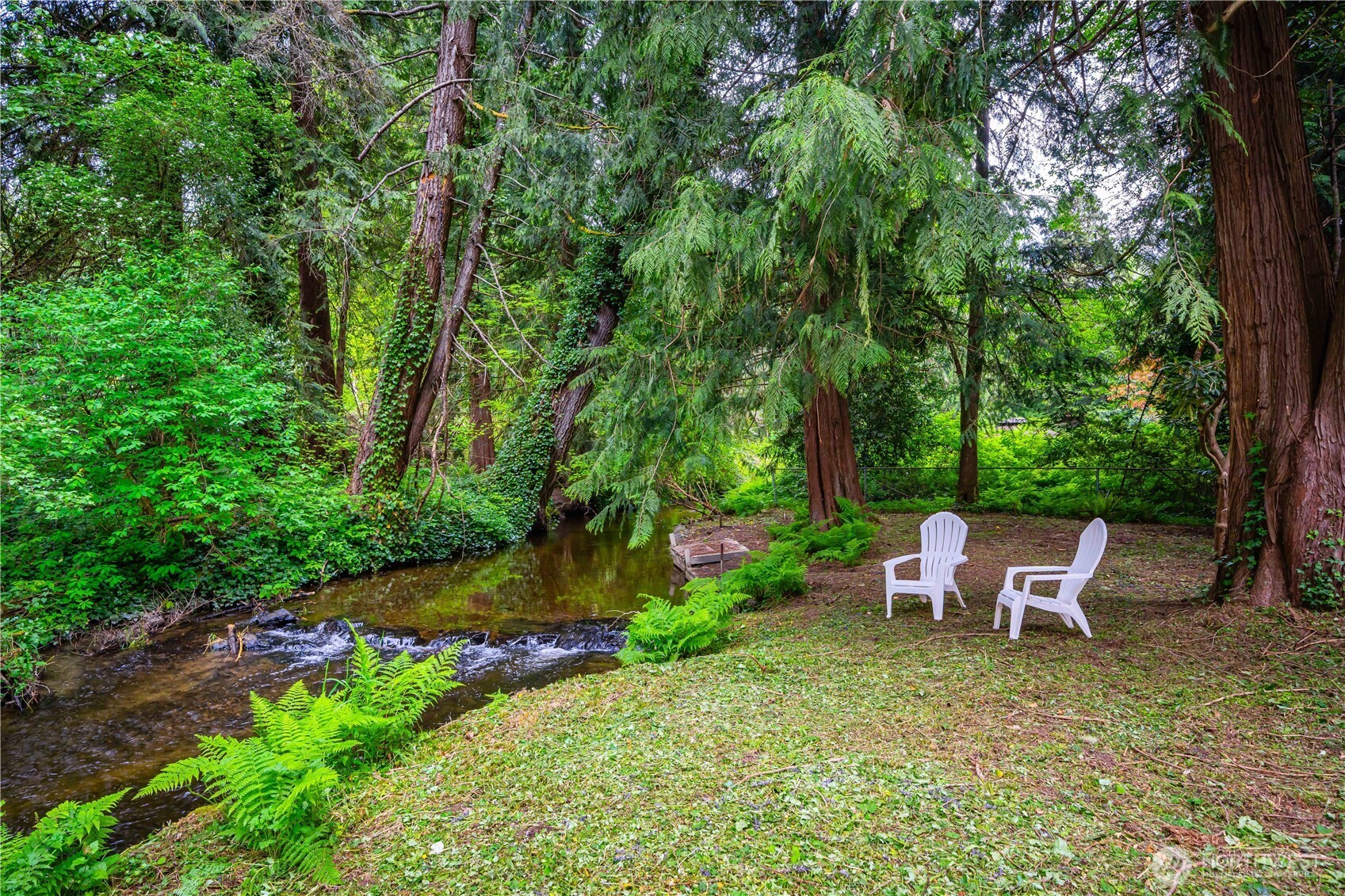 12607 Avondale Road NE