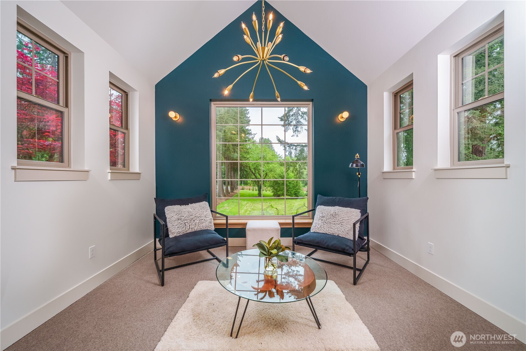 12607 Avondale Road NE