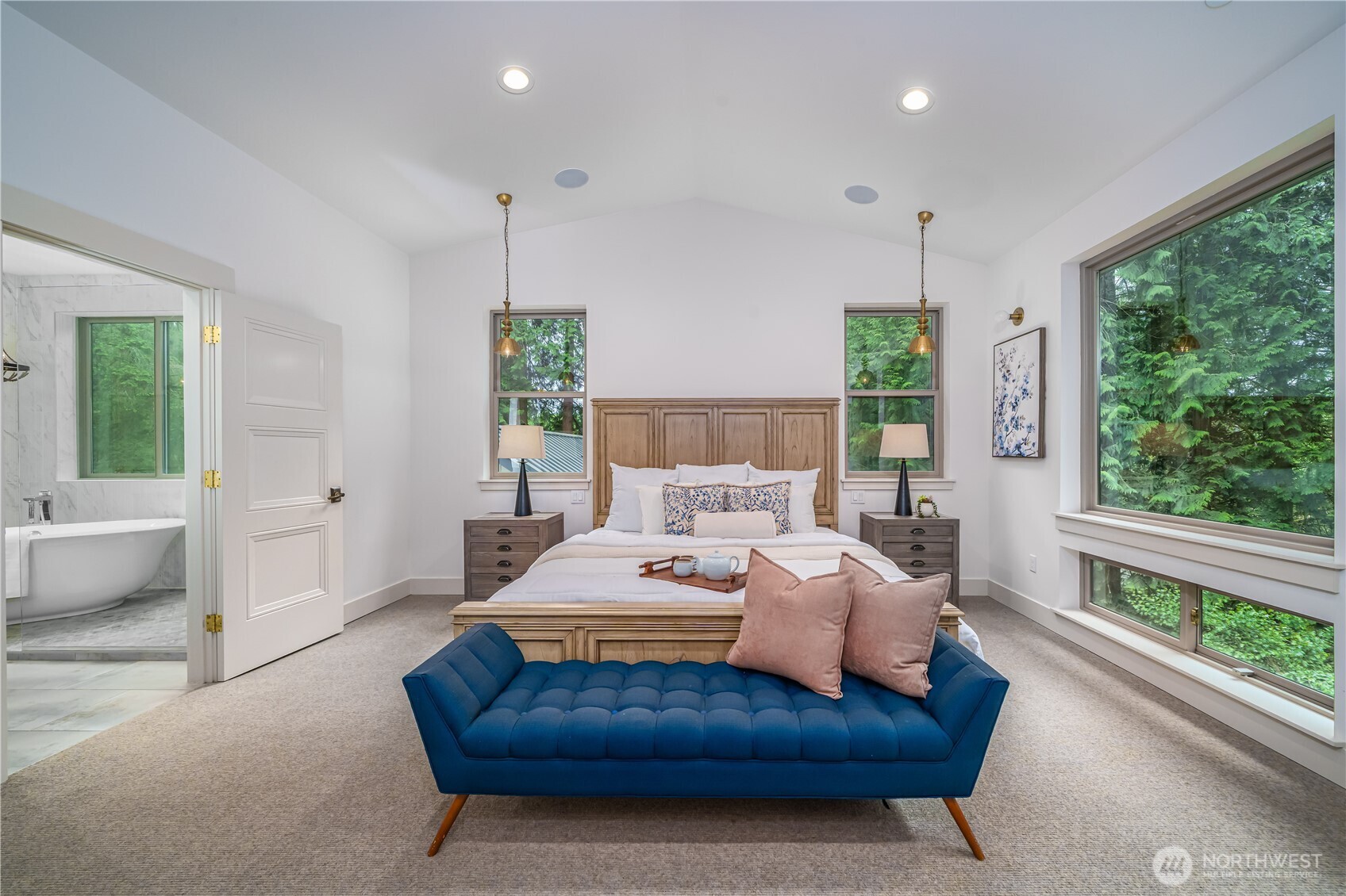 12607 Avondale Road NE