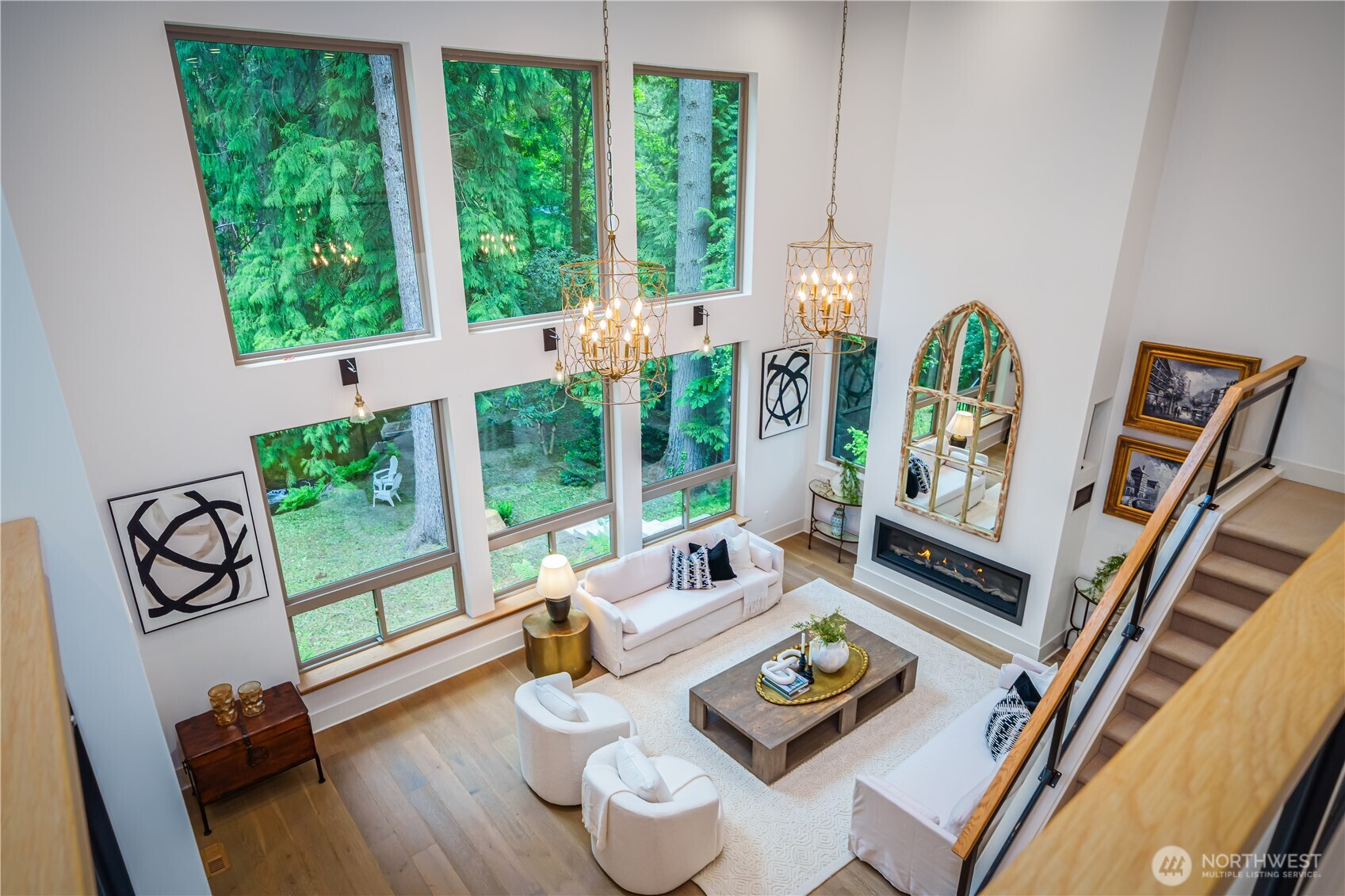 12607 Avondale Road NE