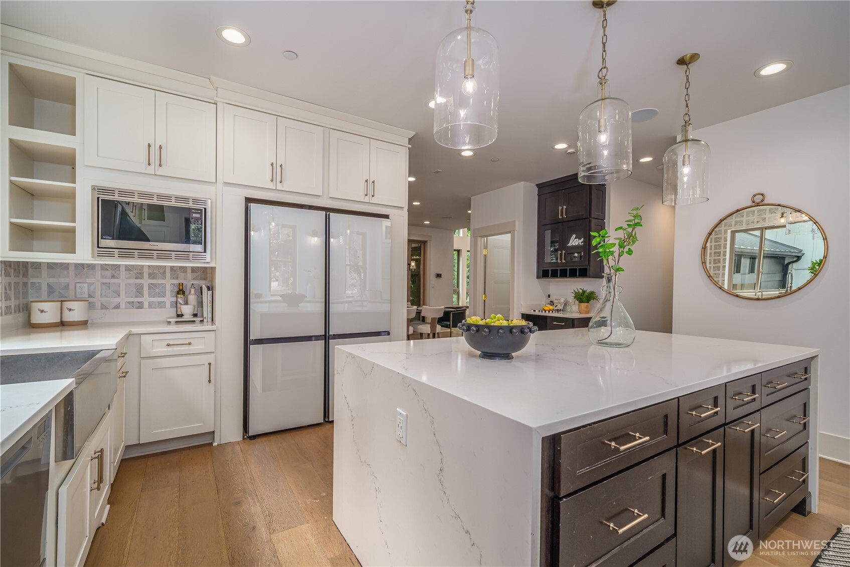 12607 Avondale Road NE