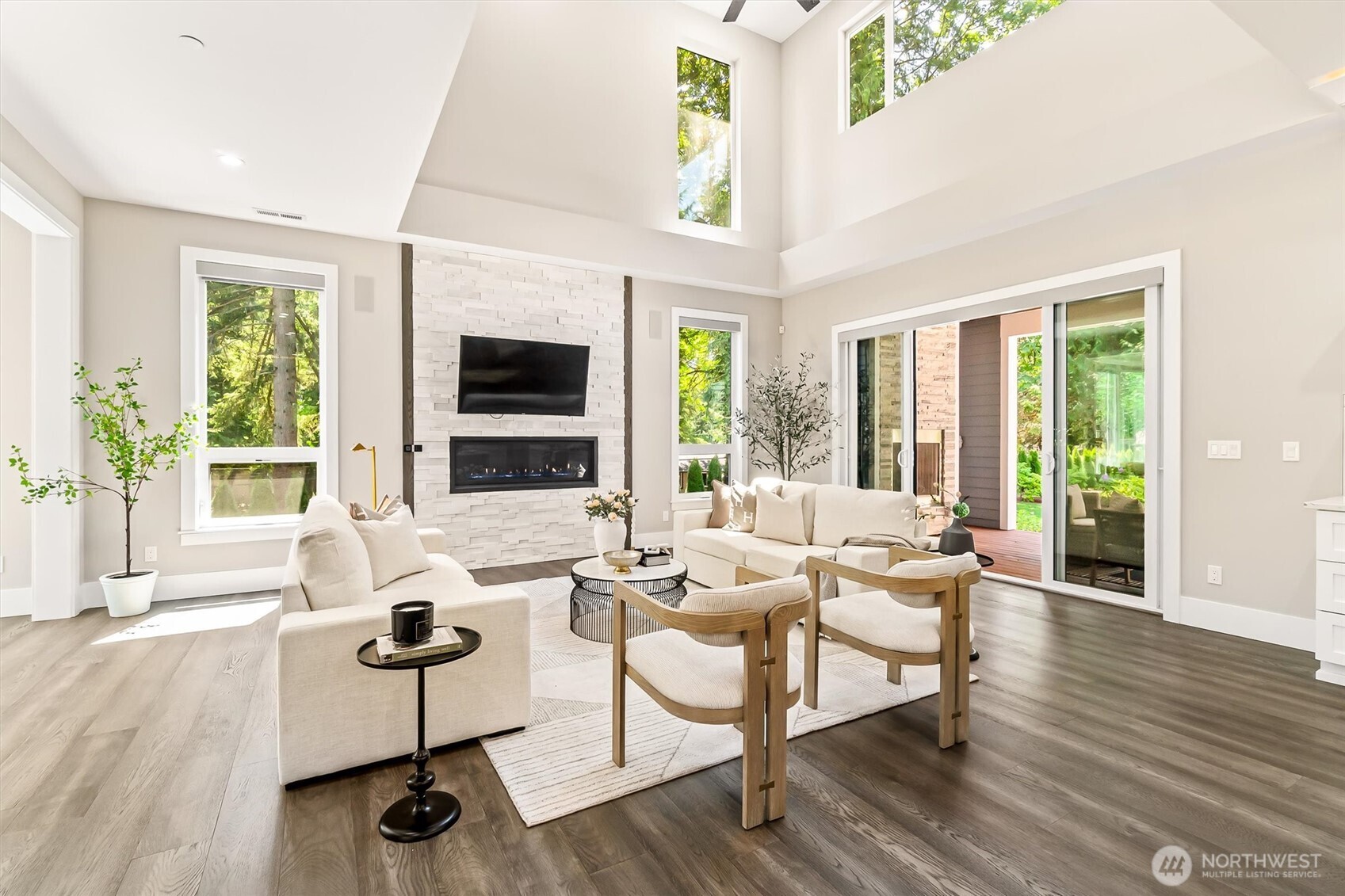 23036 35th Avenue SE