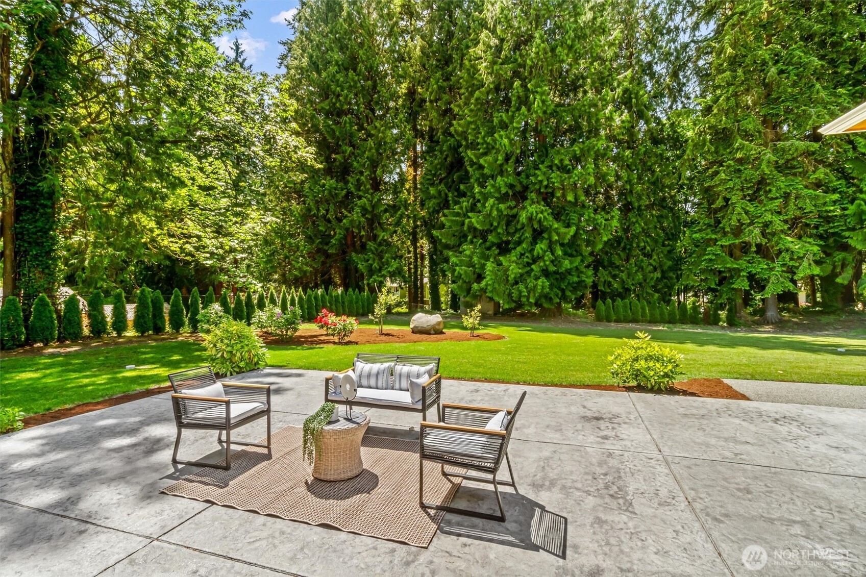 23036 35th Avenue SE