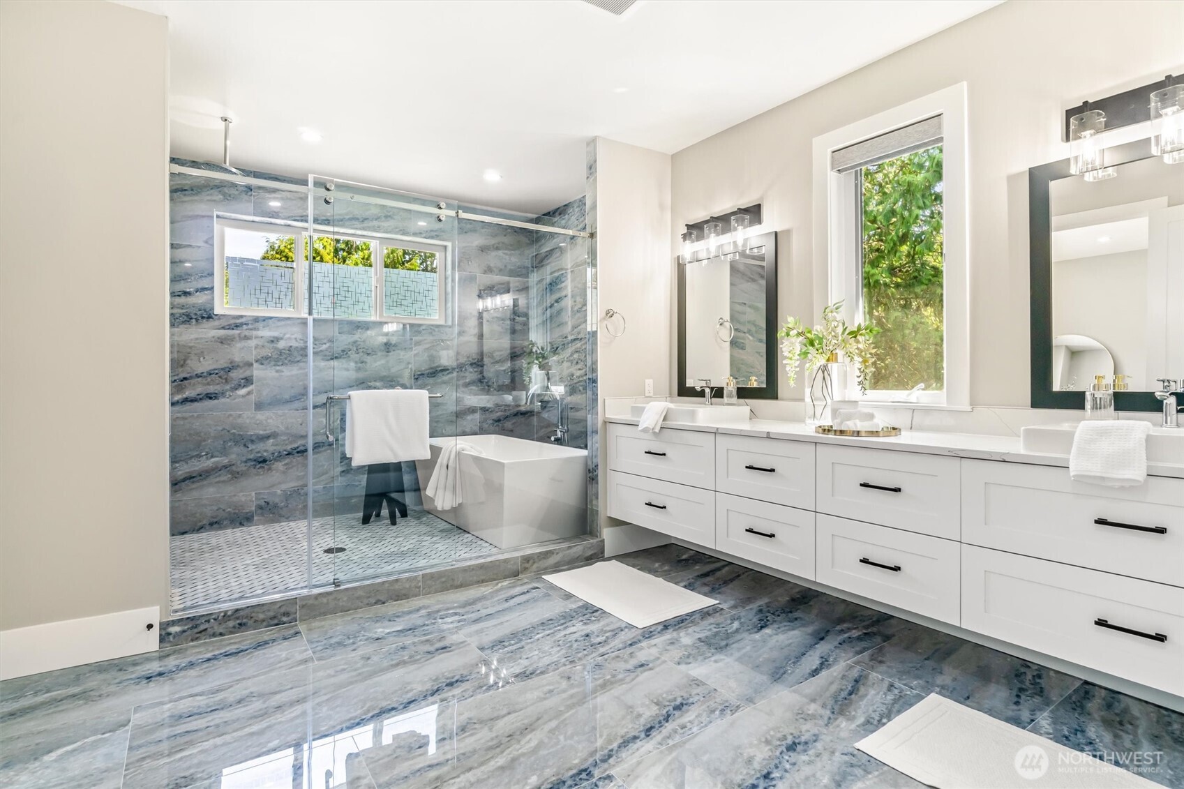 23036 35th Avenue SE