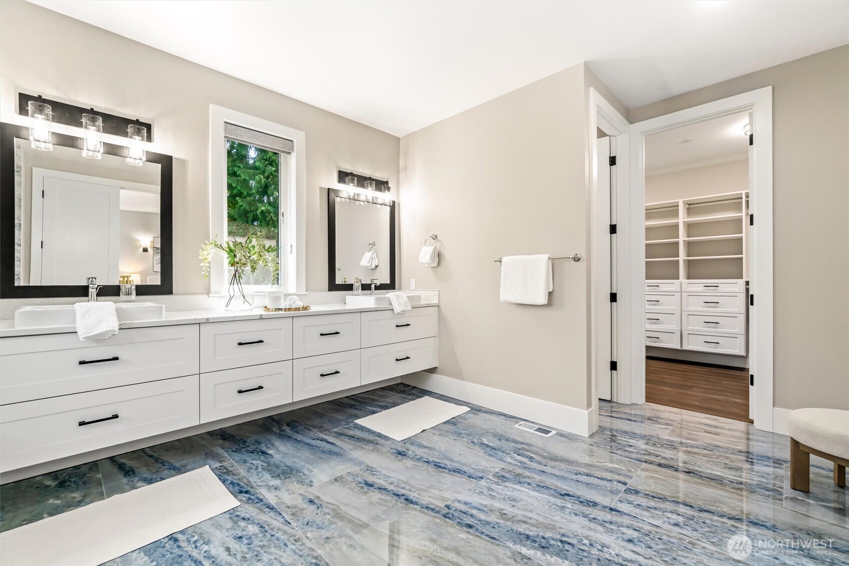 23036 35th Avenue SE