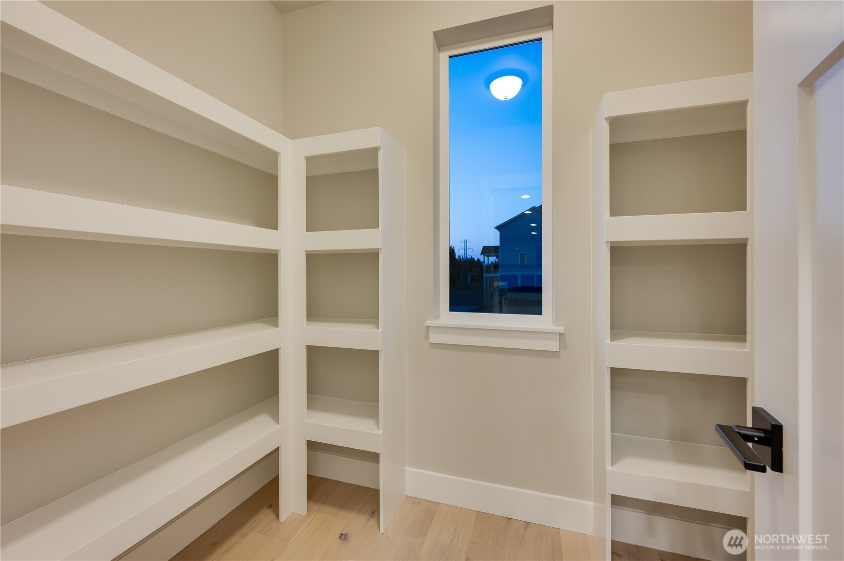 20215 125th Avenue NE Unit: SM2-07