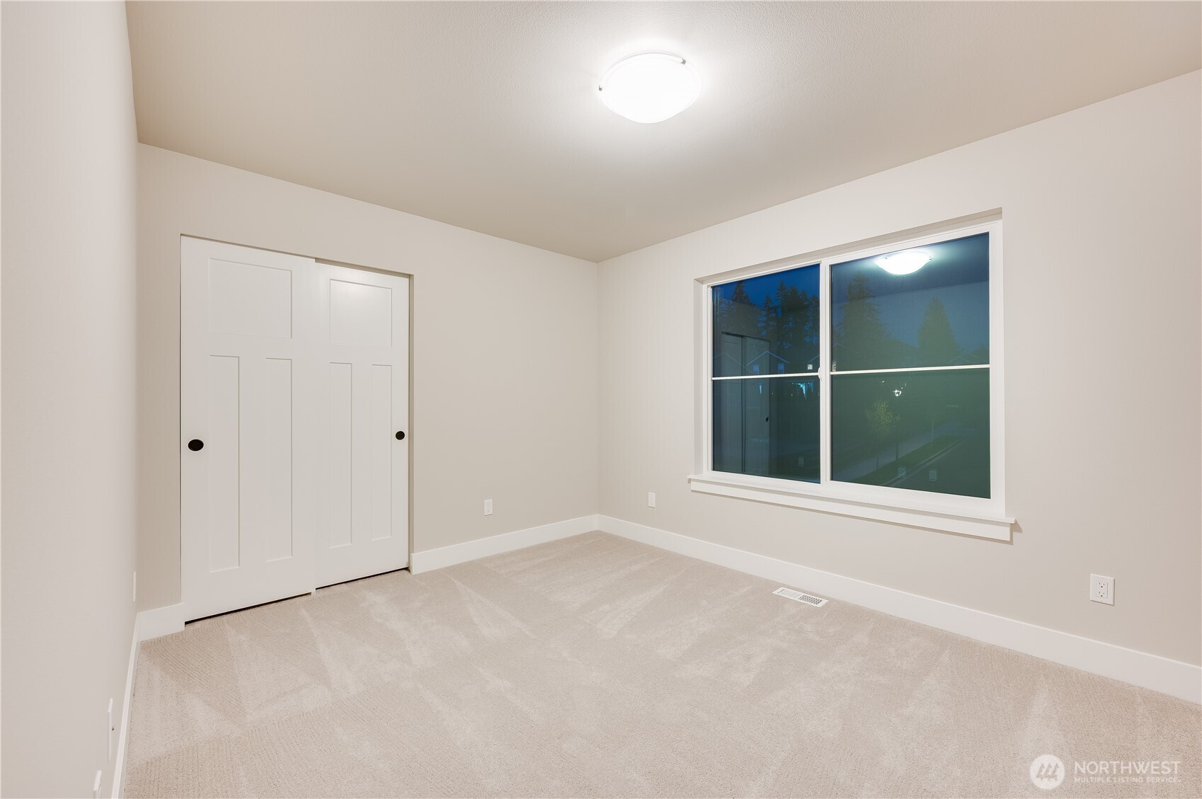 20215 125th Avenue NE Unit: SM2-07