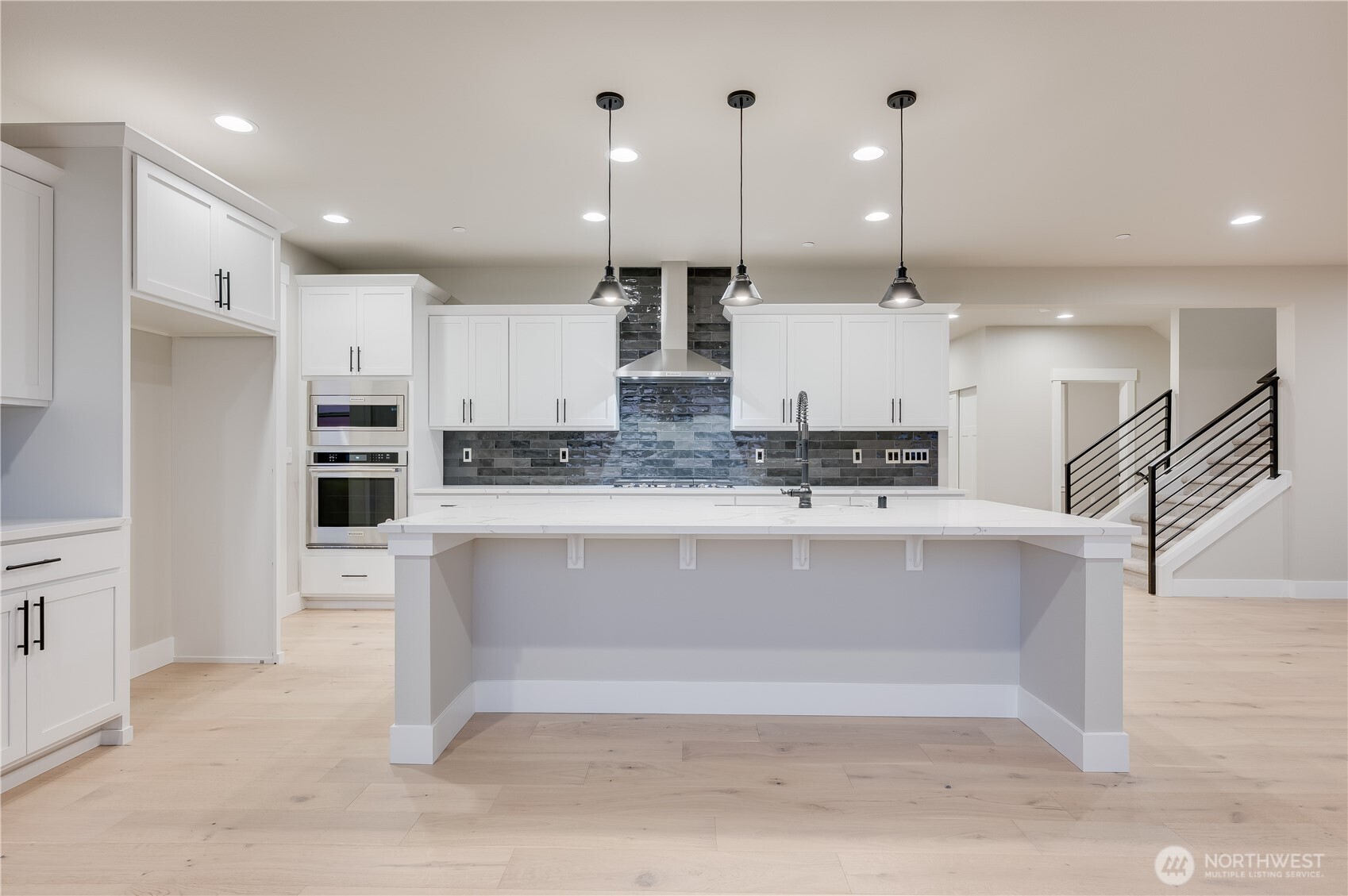 20215 125th Avenue NE Unit: SM2-07