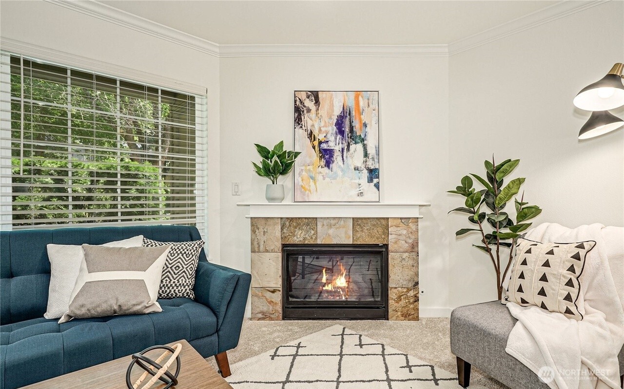 25025 SE Klahanie Boulevard Unit: J102