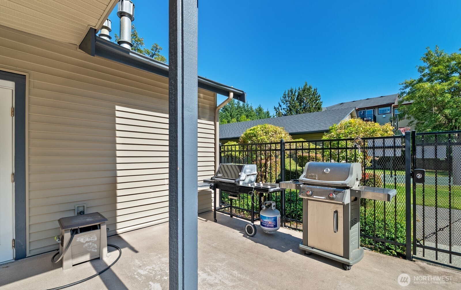 25025 SE Klahanie Boulevard Unit: J102