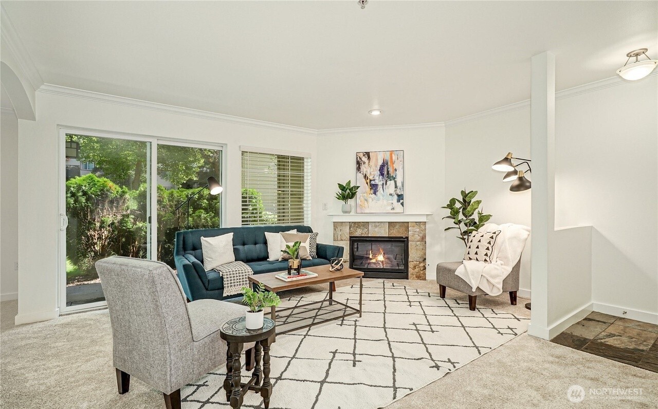 25025 SE Klahanie Boulevard Unit: J102