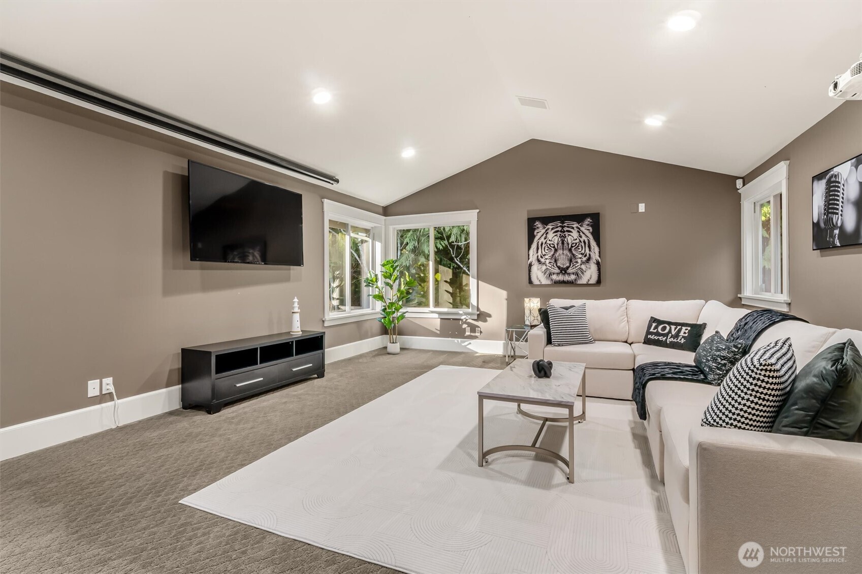 16432 57th Avenue SE