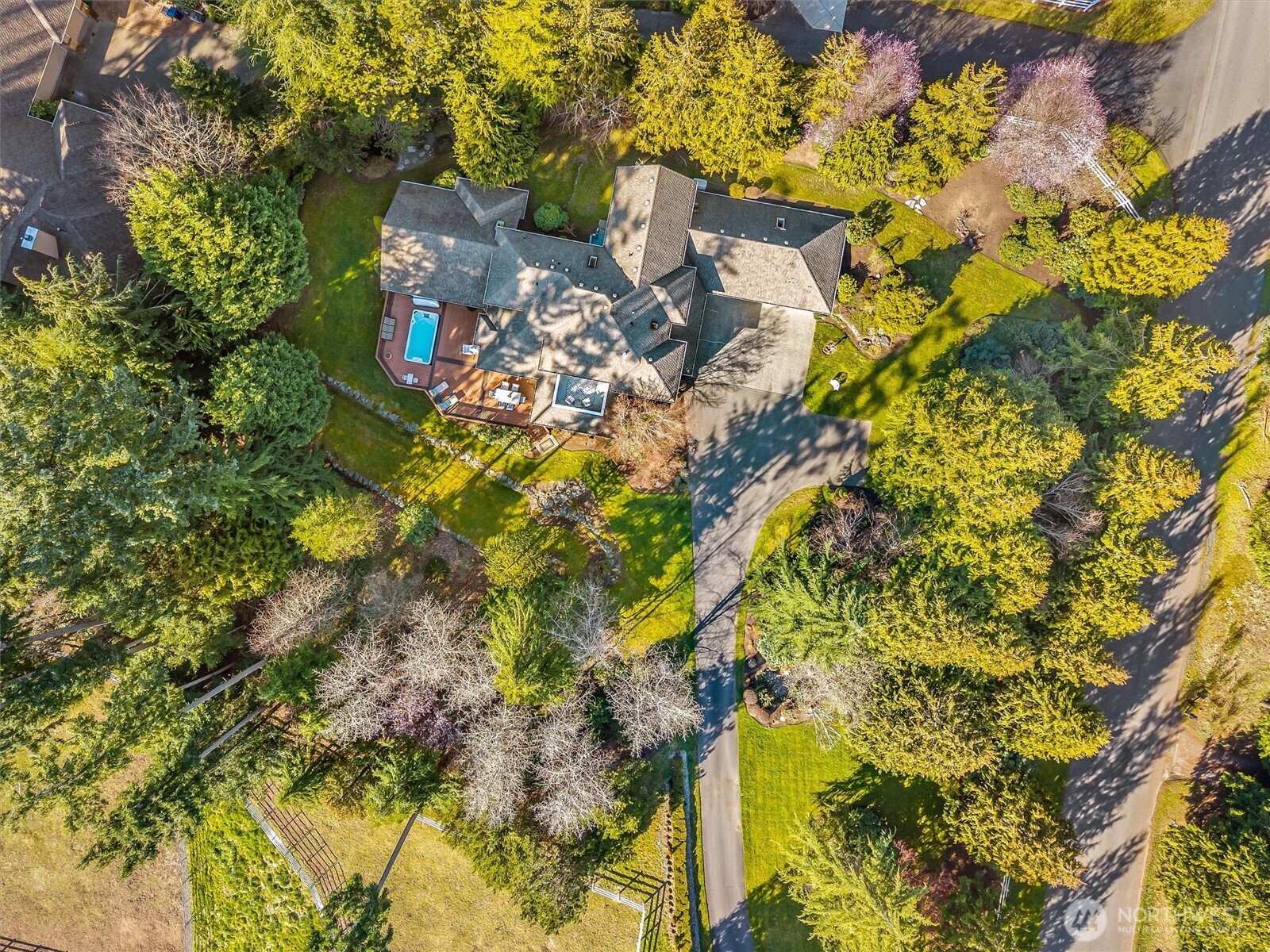 16432 57th Avenue SE