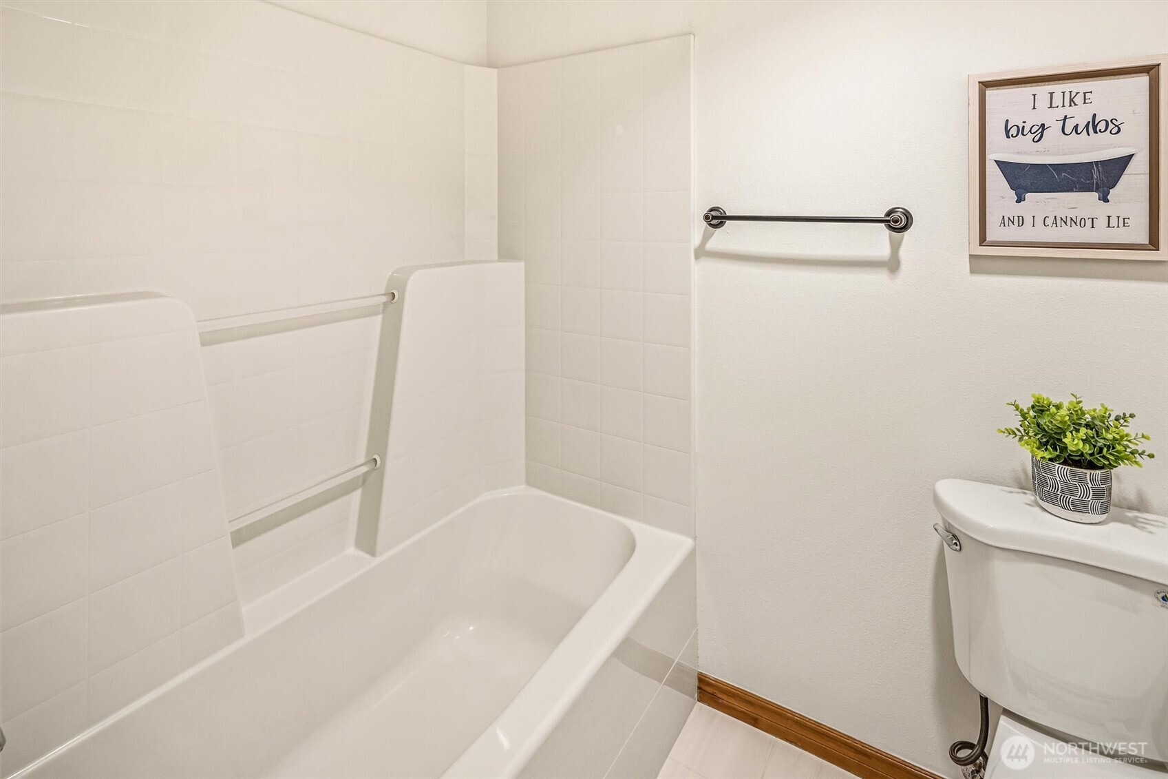 11527 52nd Avenue SE