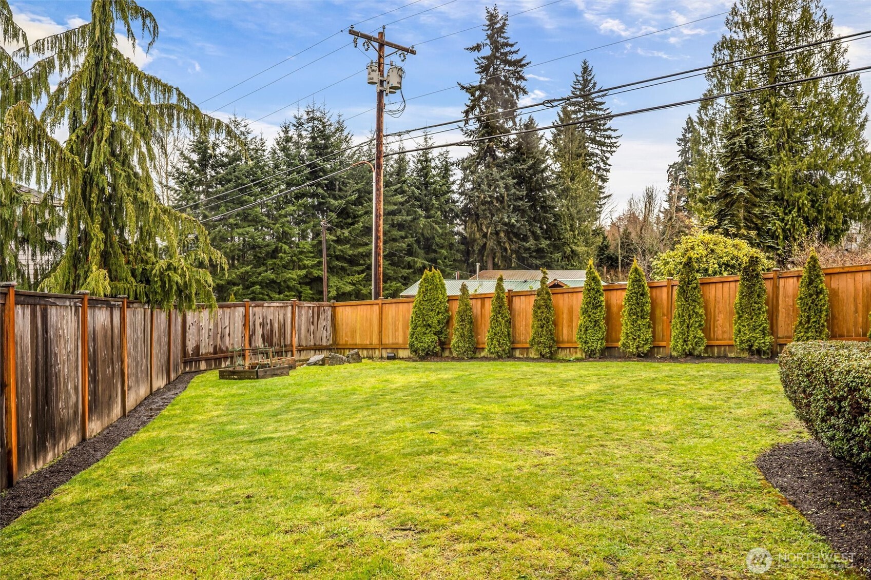 11527 52nd Avenue SE