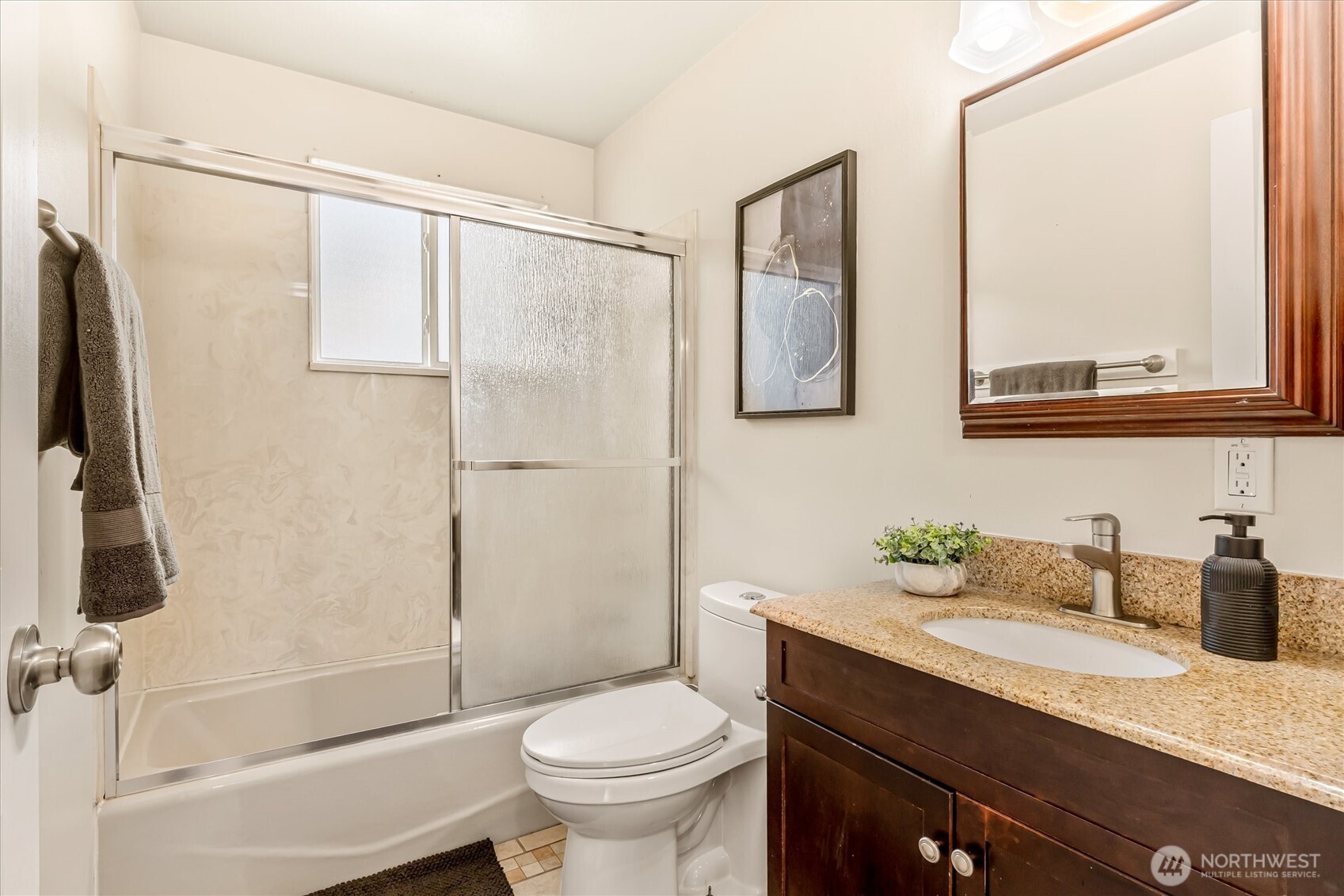 3953 153rd Avenue SE