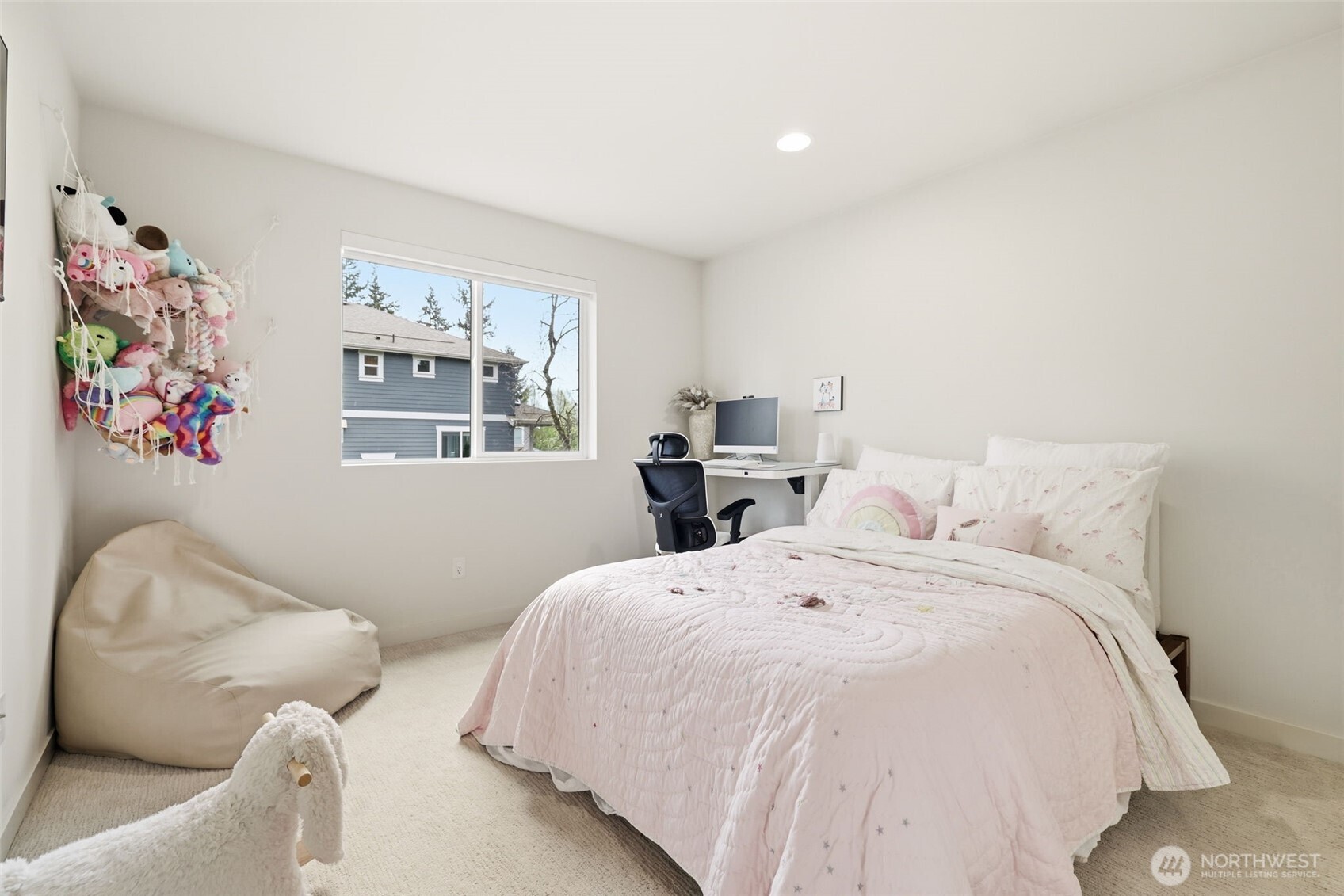 1050 NE 230th Avenue