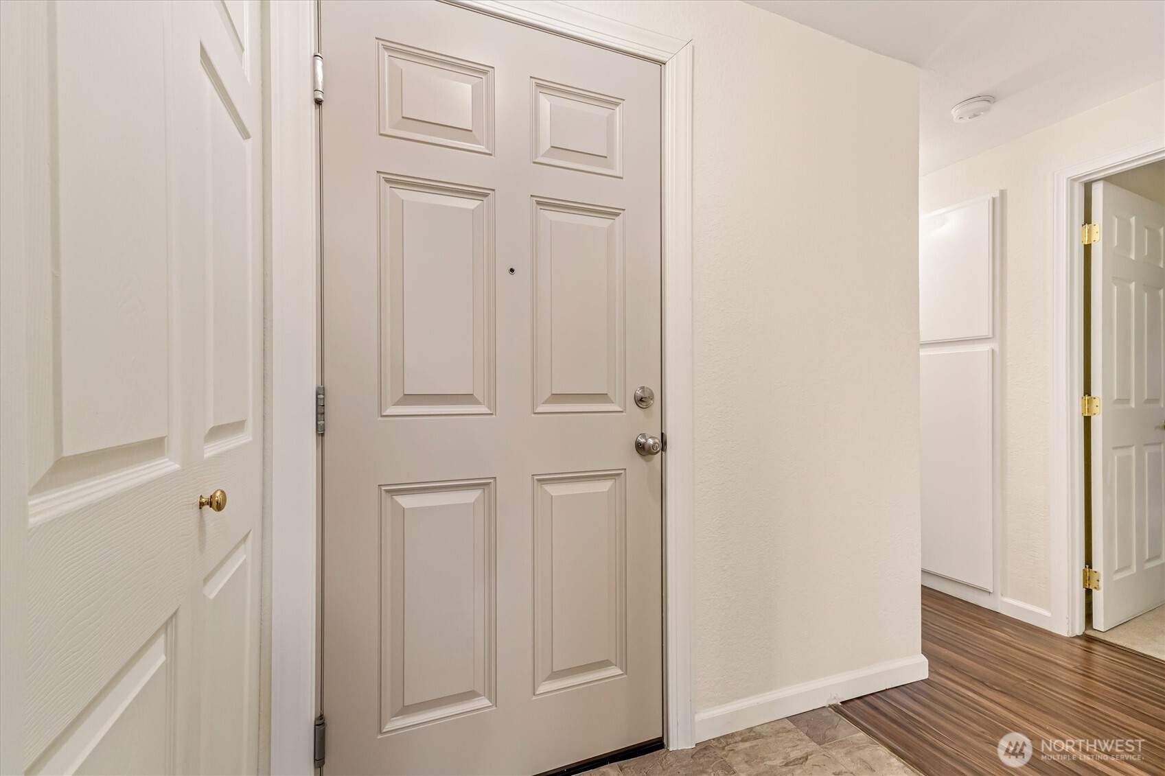 12505 NE 117th Place Unit: J1