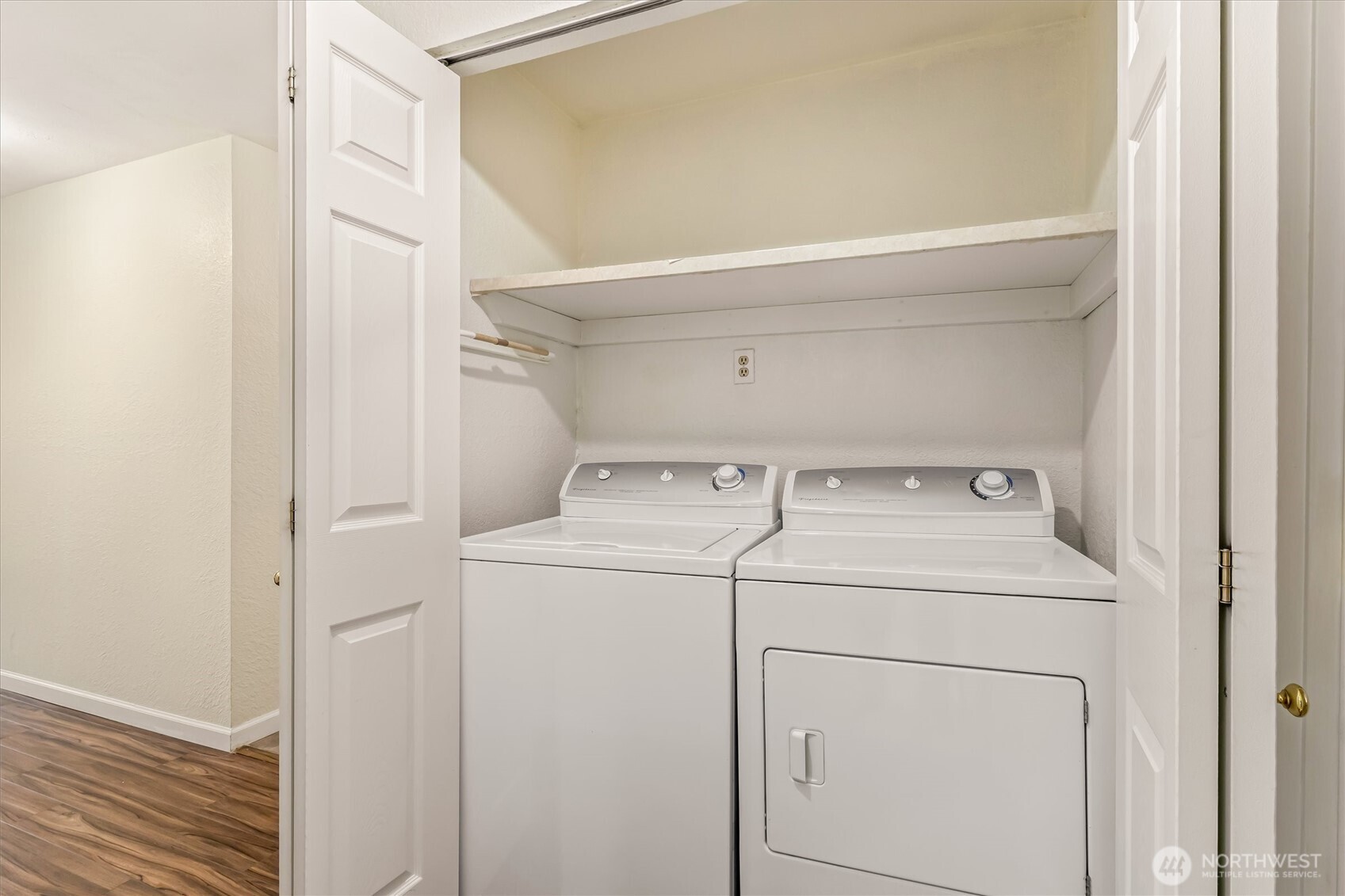 12505 NE 117th Place Unit: J1