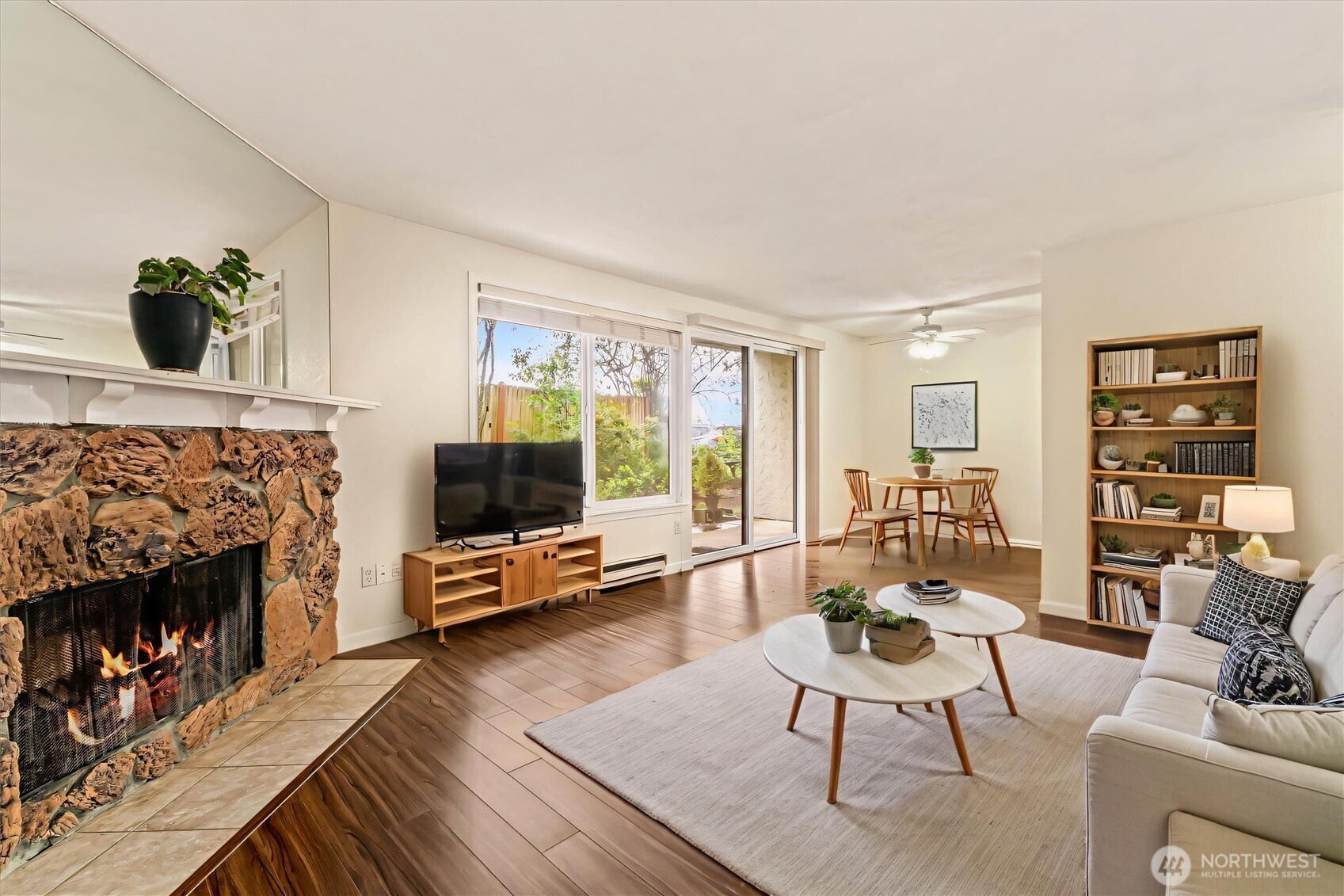 12505 NE 117th Place Unit: J1