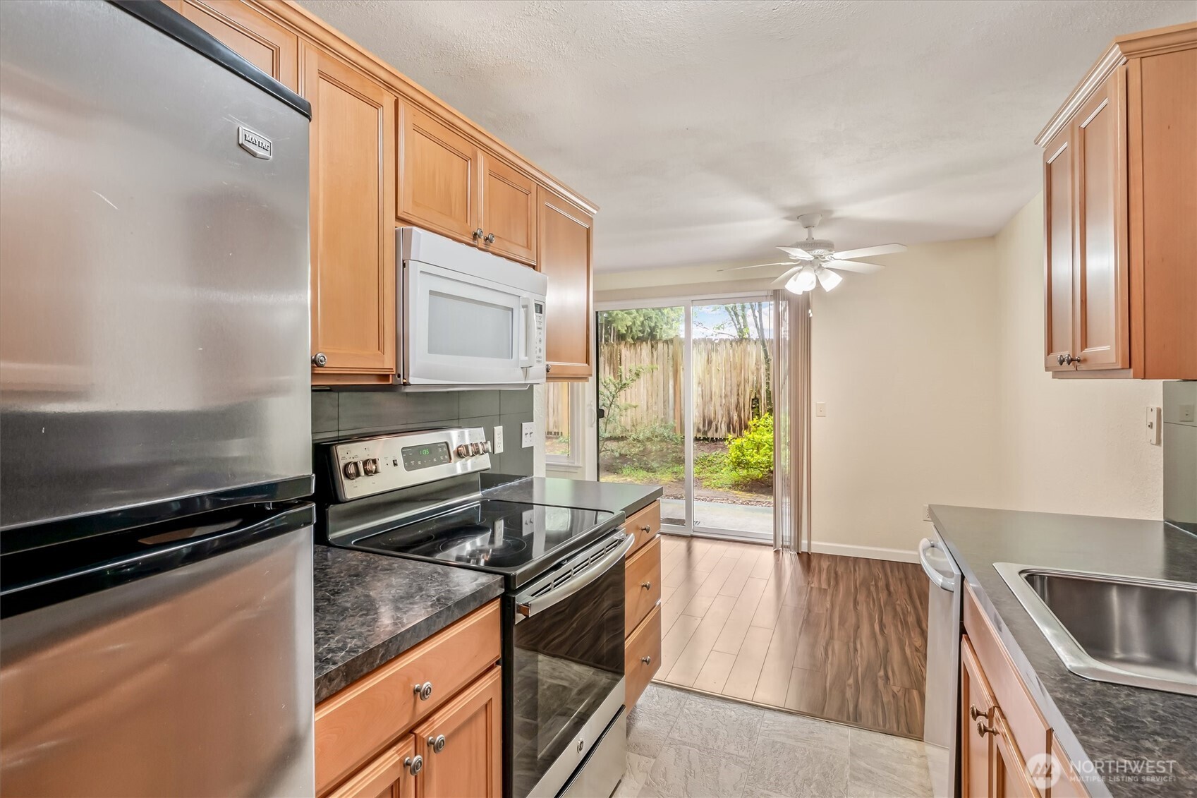 12505 NE 117th Place Unit: J1