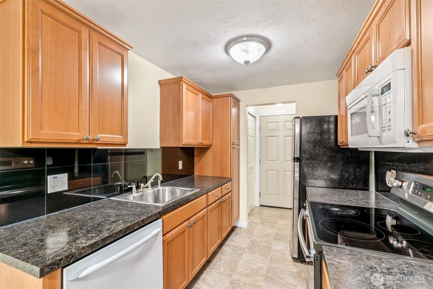 12505 NE 117th Place Unit: J1