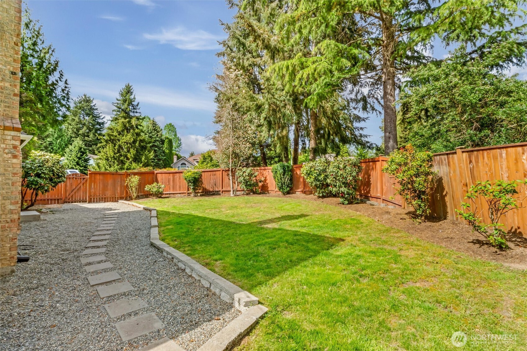 18501 28th Avenue SE