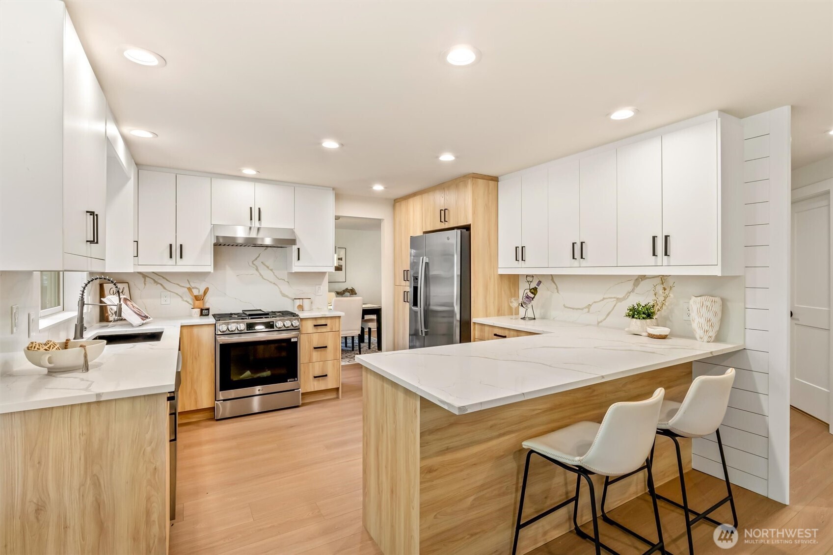 18501 28th Avenue SE