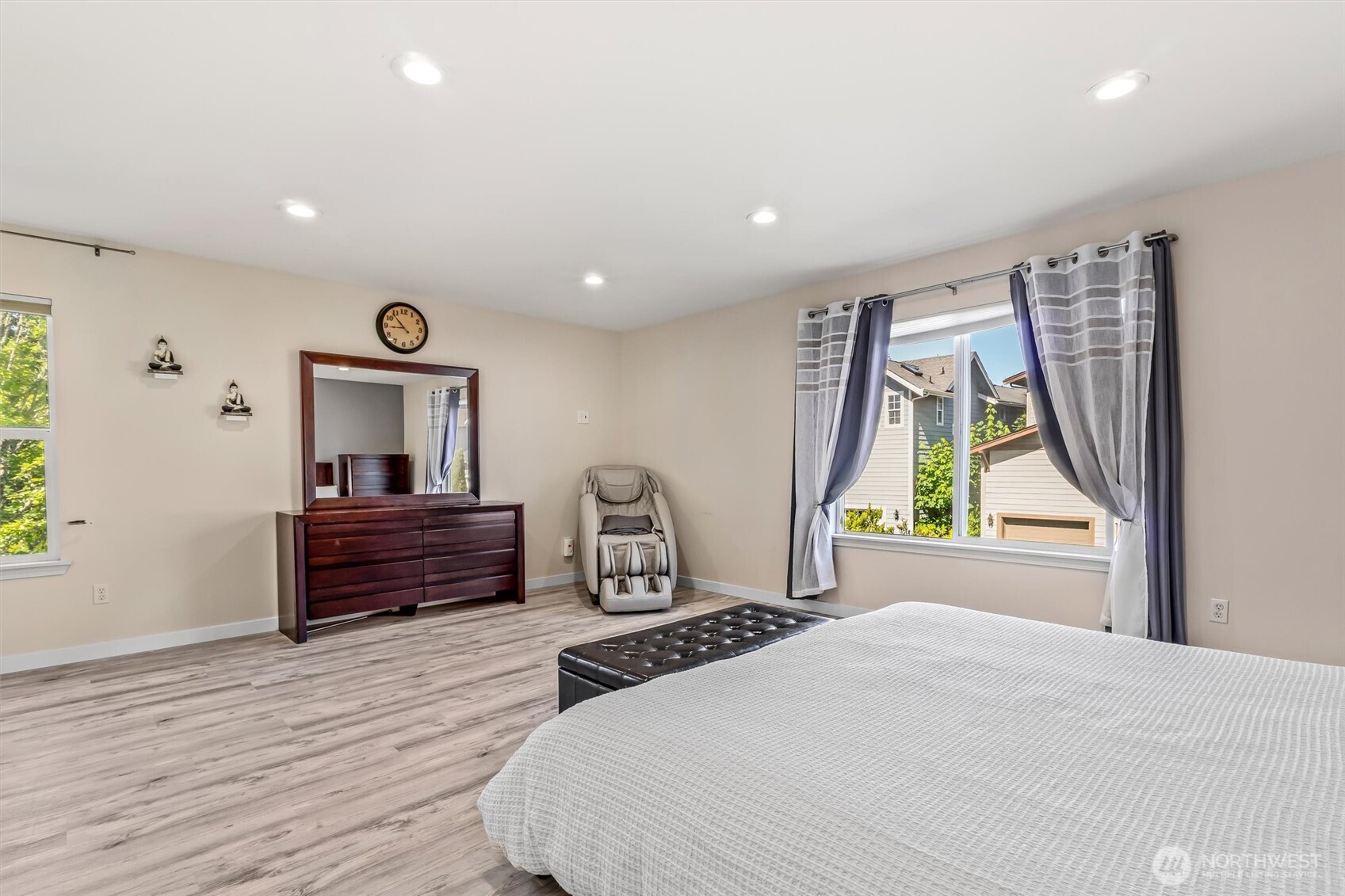 10184 225th Terrace NE