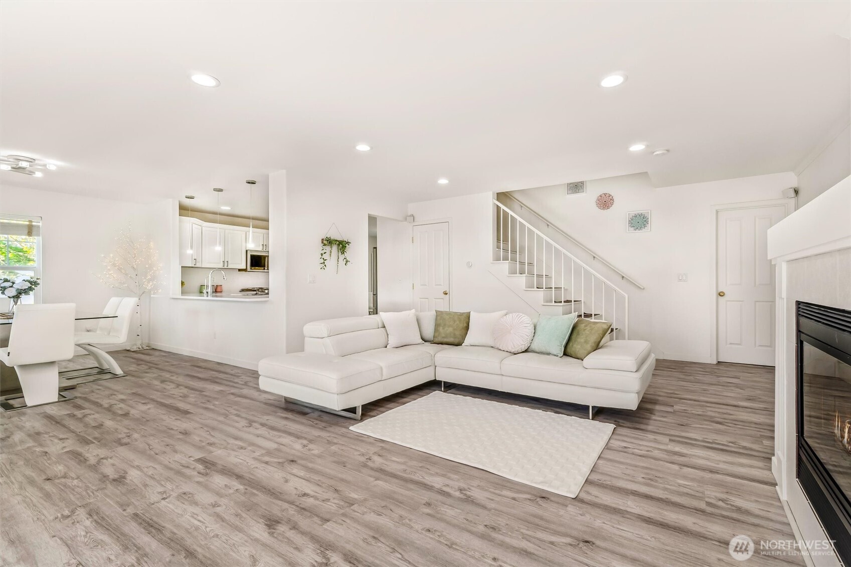 10184 225th Terrace NE