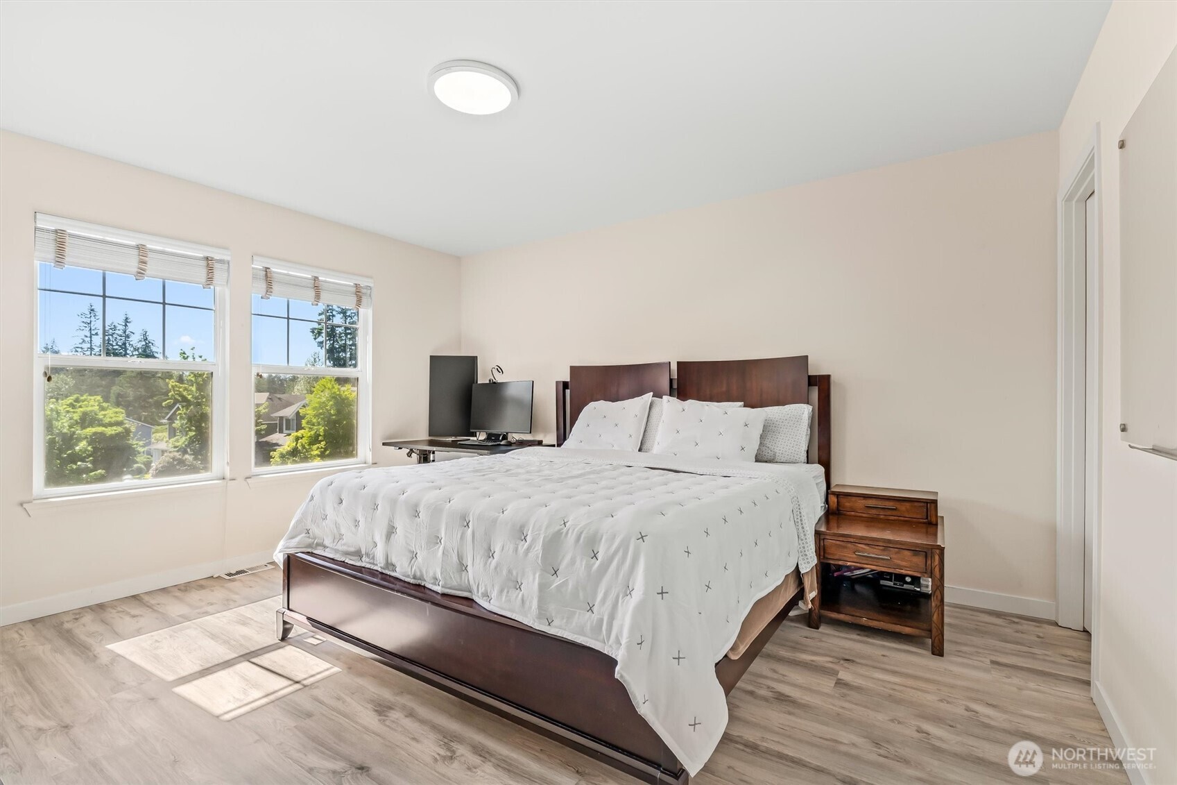 10184 225th Terrace NE