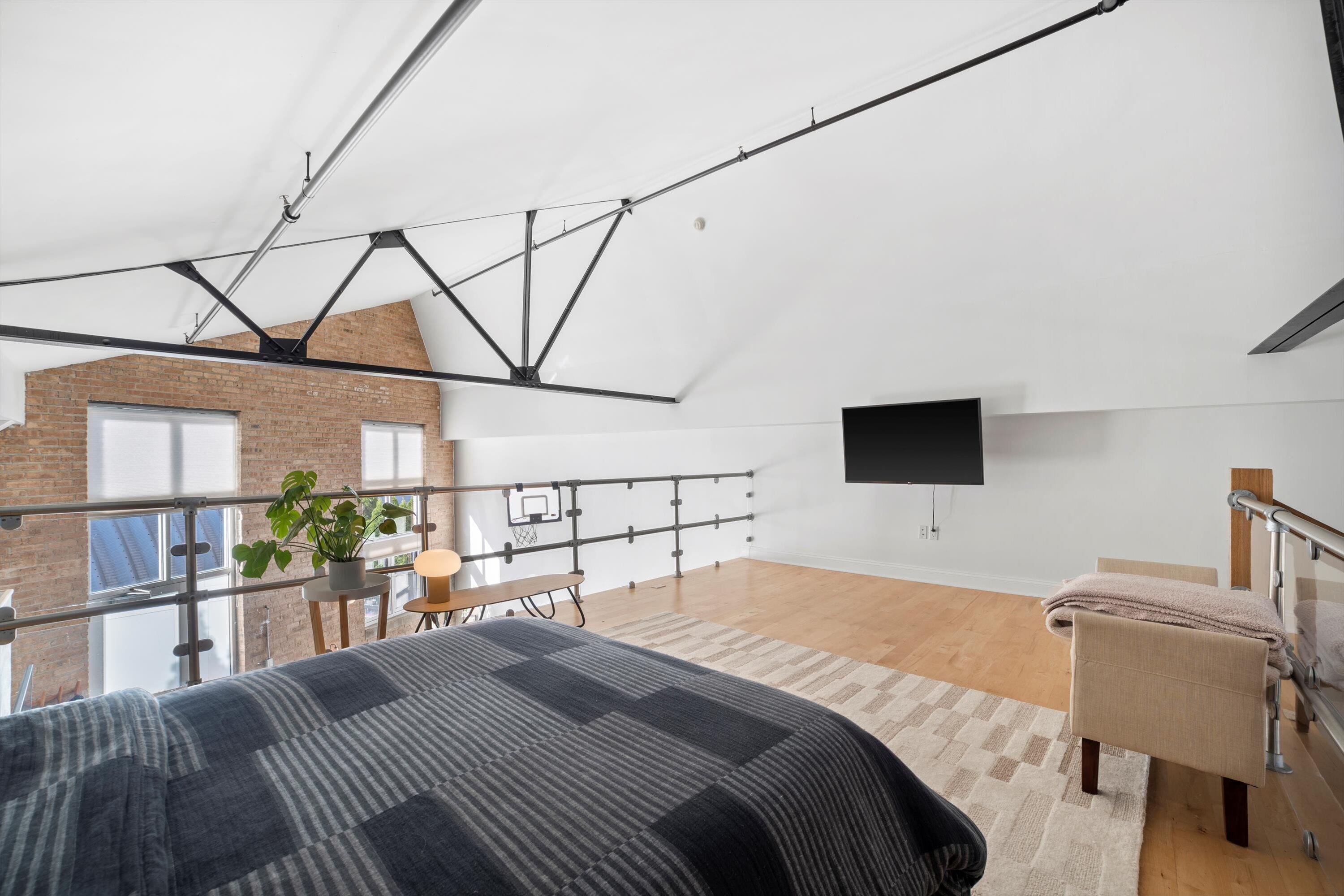 3059 N Weil St Unit: 123