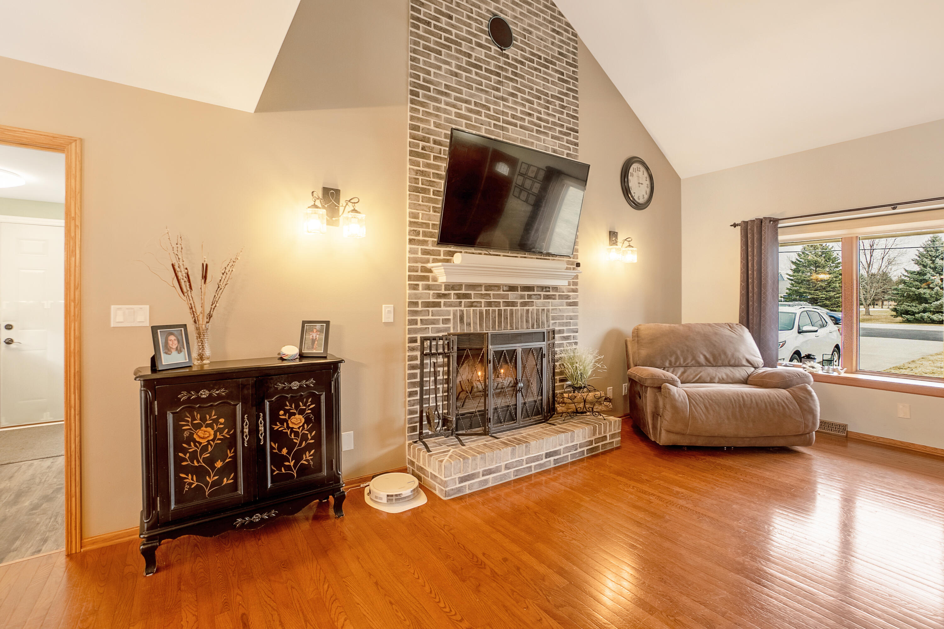 W292N6811 Dorn Rd