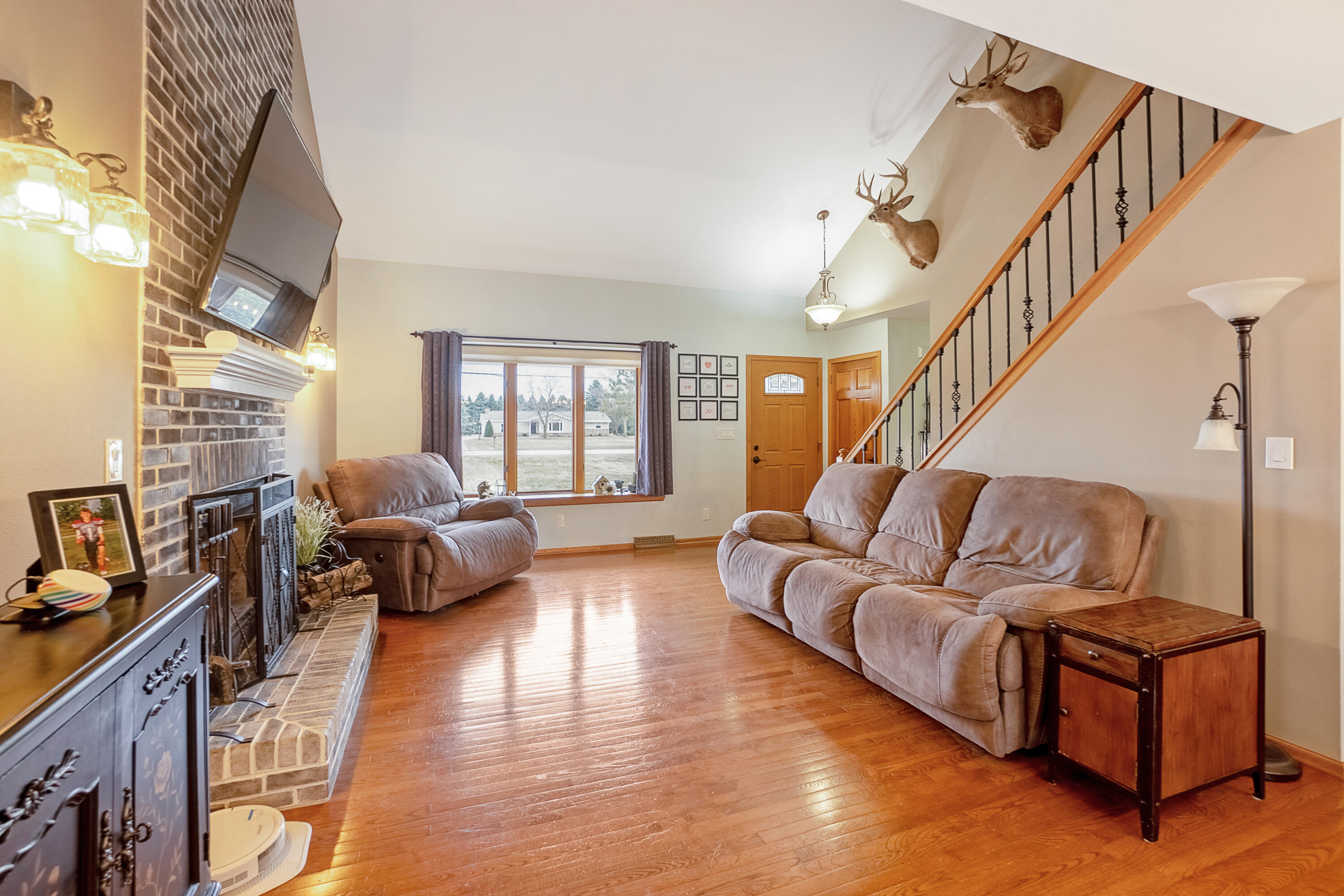 W292N6811 Dorn Rd